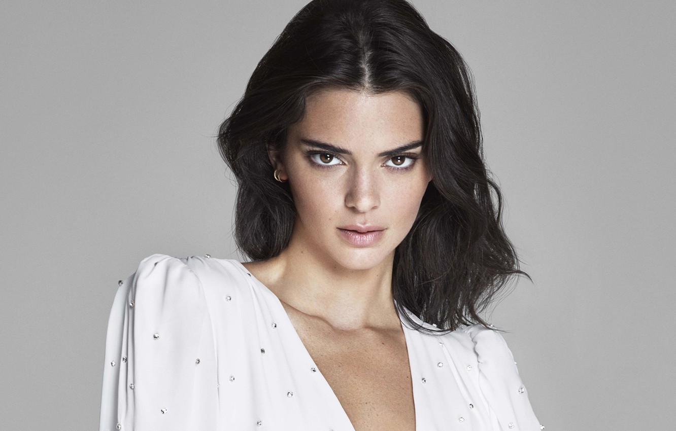 Kendall Jenner Fashion Model Portrait Wallpapers