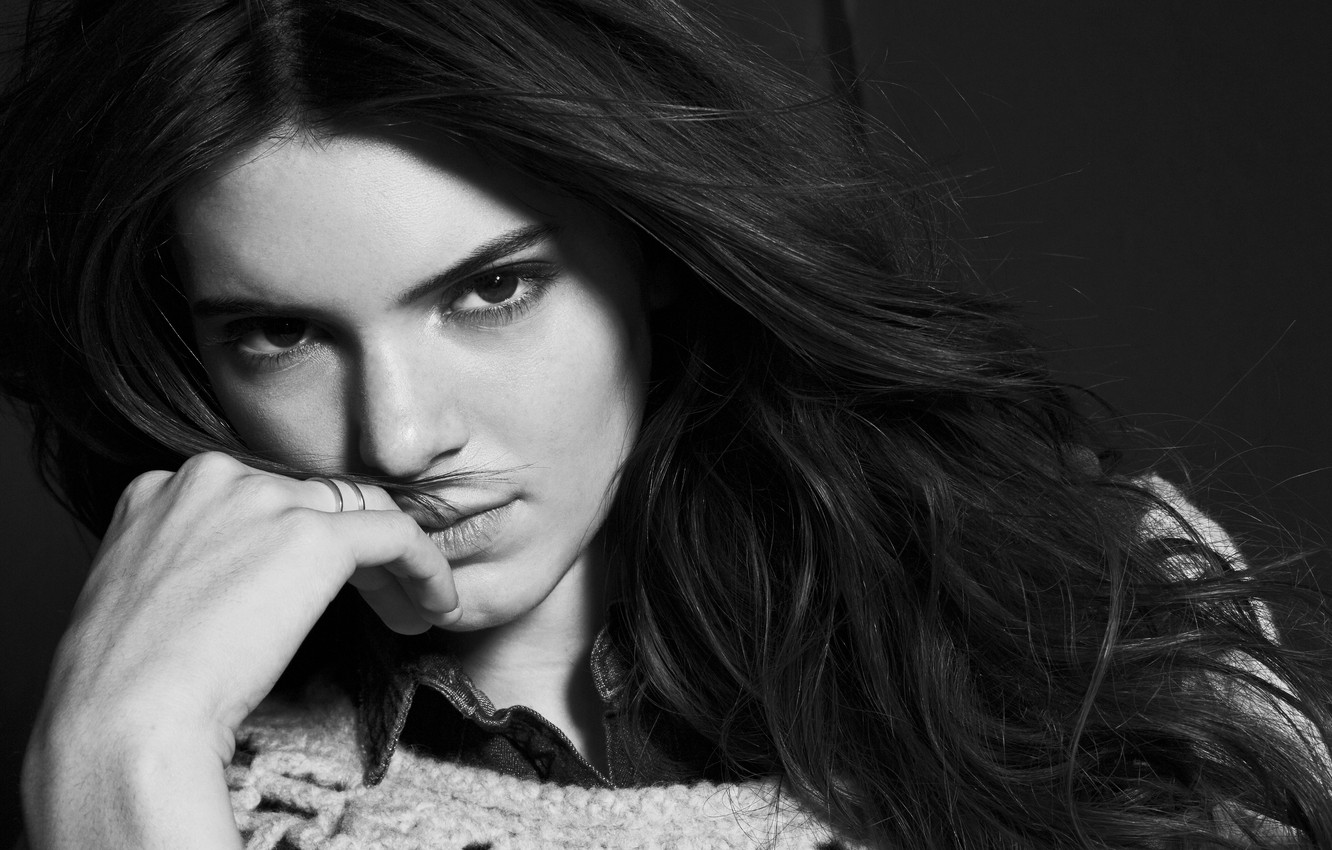 Kendall Jenner Fashion Model Portrait Wallpapers