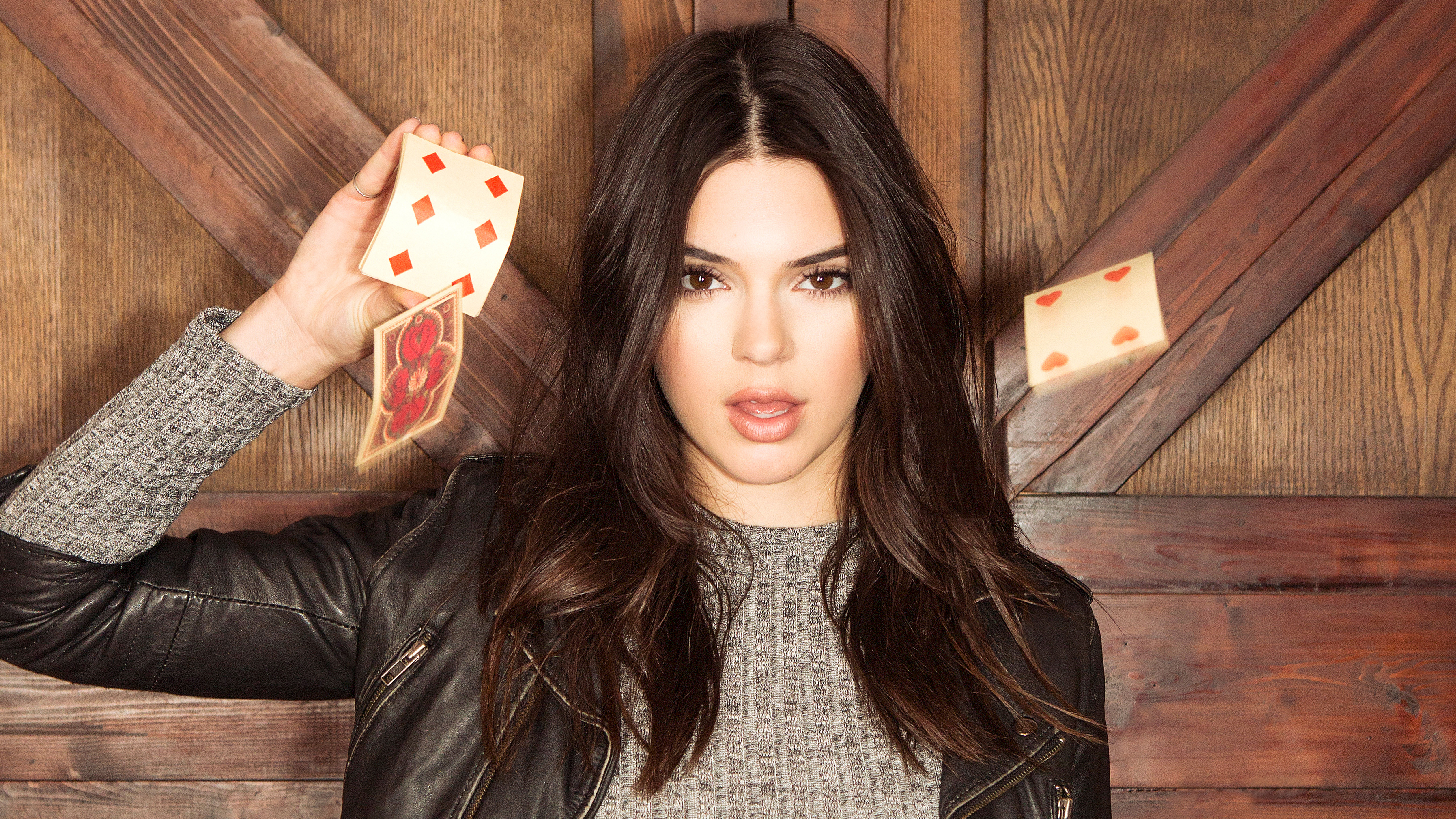 Kendall Jenner For PacSun Summer Wallpapers