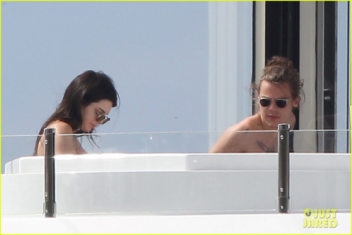 Kendall Jenner Harry Styles Wallpapers