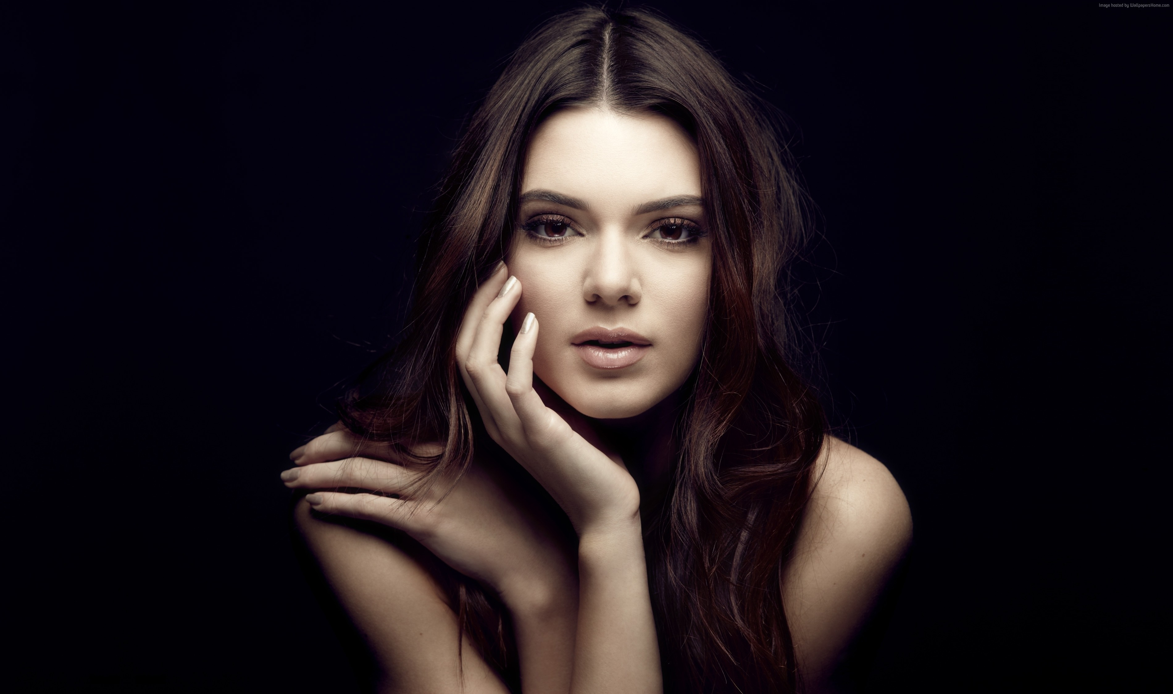 Kendall Jenner Home Wallpapers