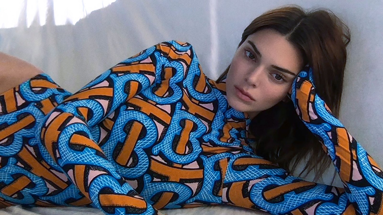 Kendall Jenner Home Photoshoot 2020 Wallpapers