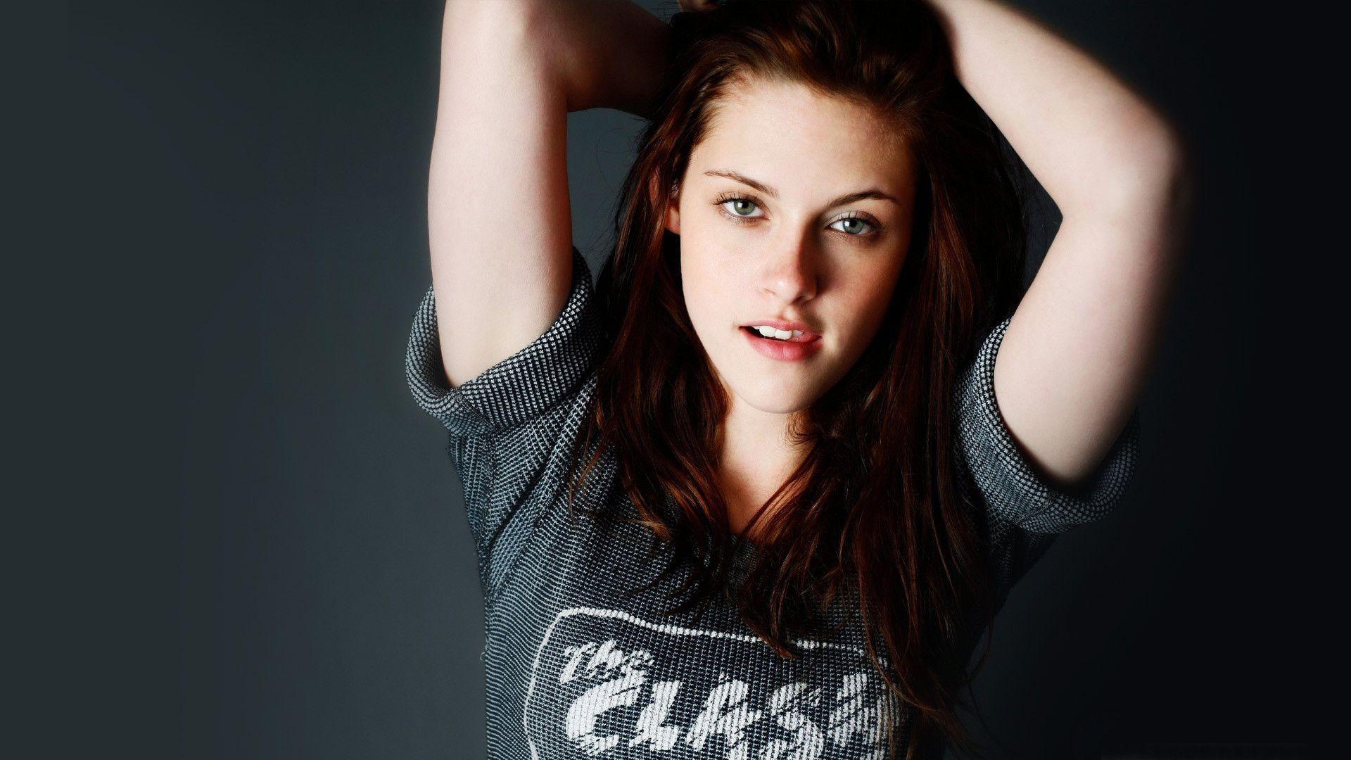 Kristen Stewart 2020 Poster Wallpapers