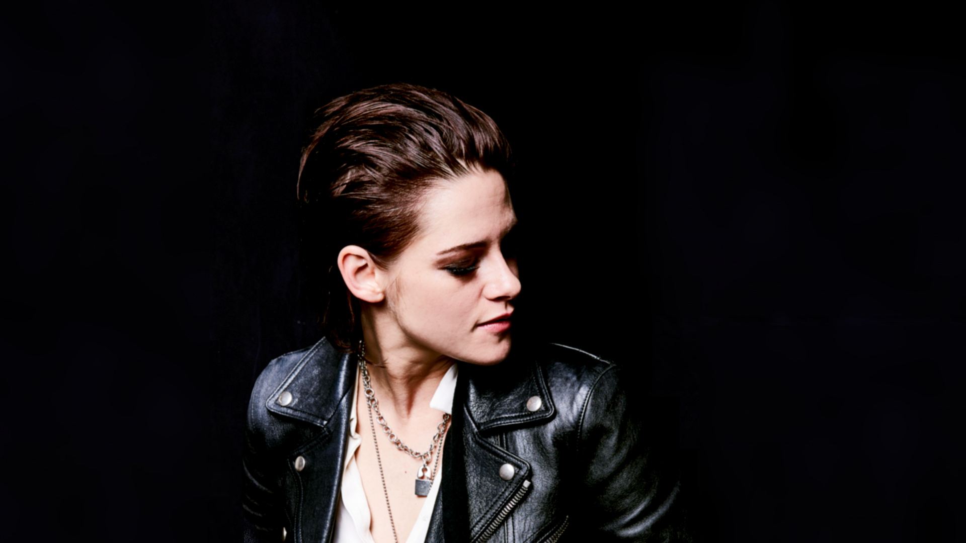 Kristen Stewart 2021 Actress Wallpapers