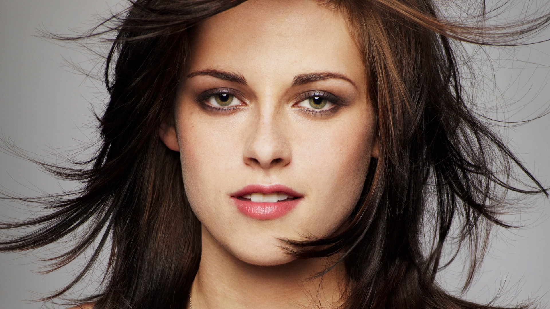 Kristen Stewart 2021 Actress Wallpapers