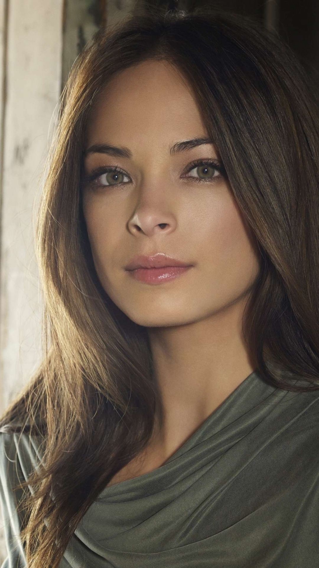 Kristin Kreuk Wallpapers