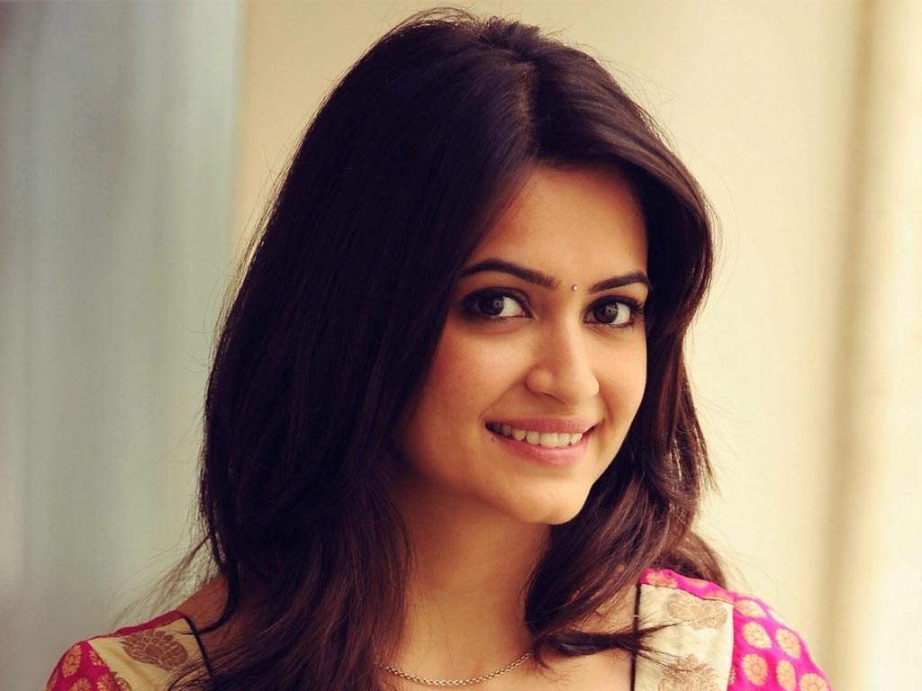 Kriti Kharbanda Wallpapers