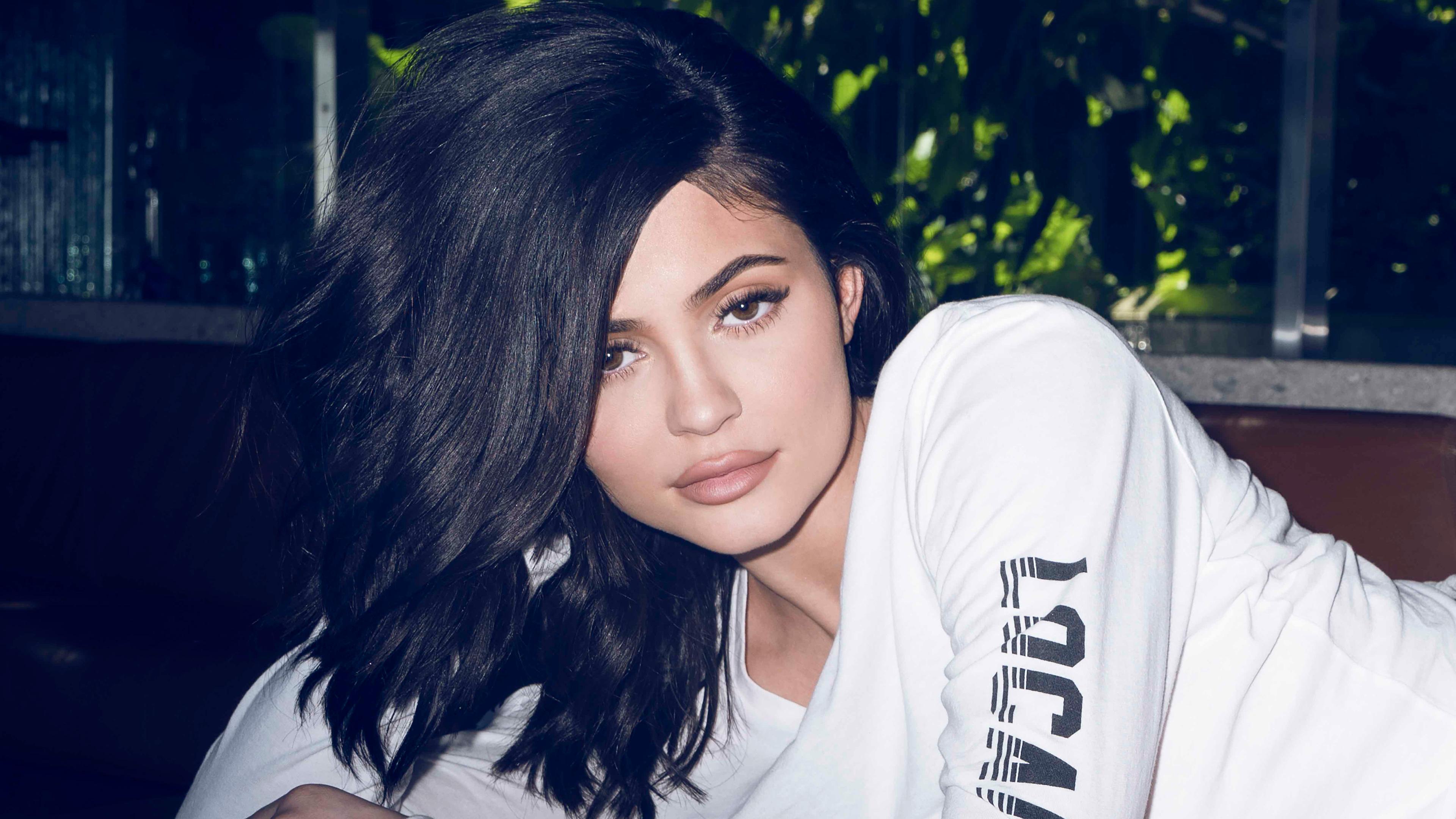 Kylie Jenner Wallpapers