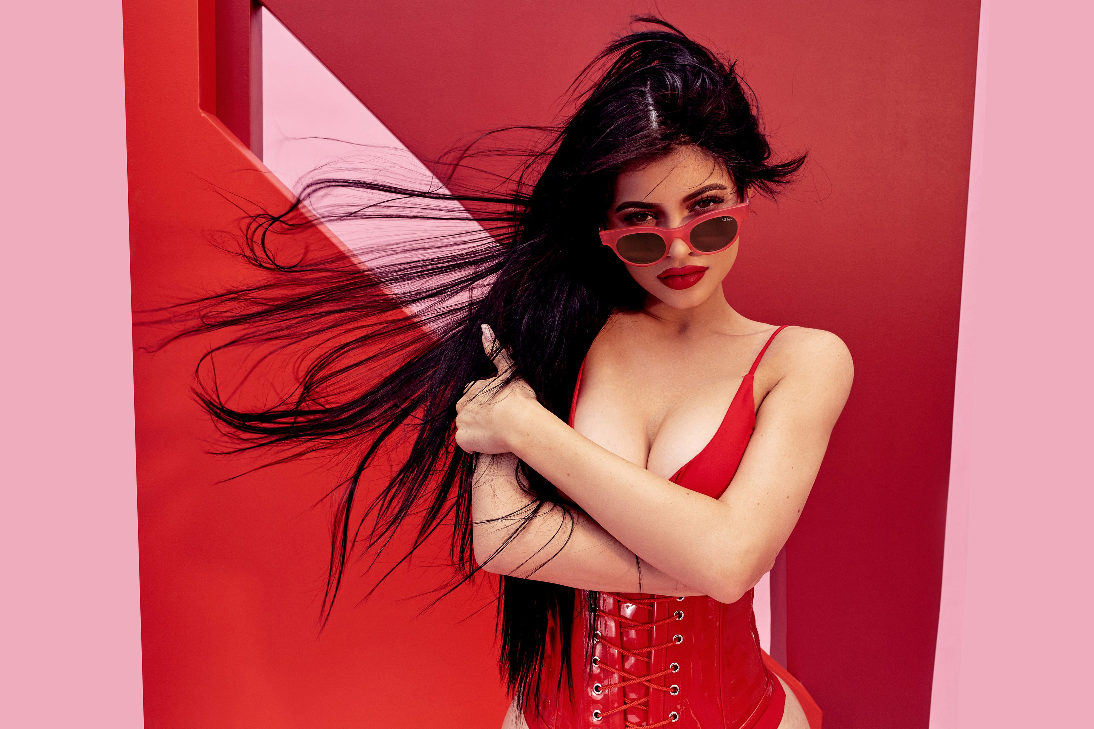 Kylie Jenner 2017 Wallpapers