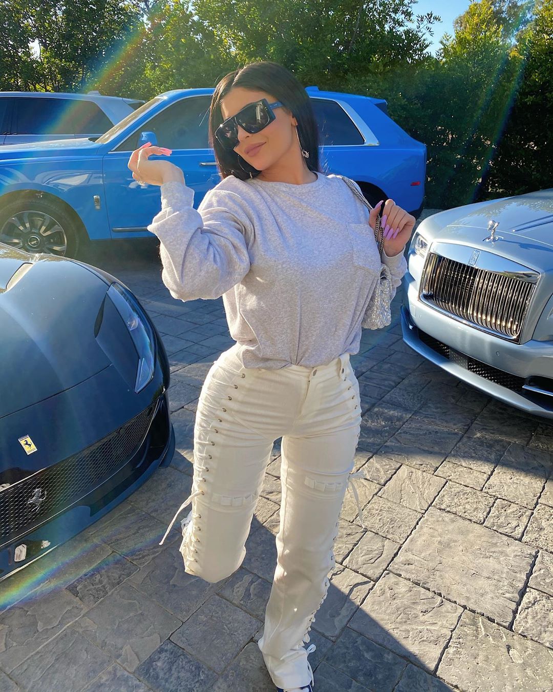 Kylie Jenner Car Shoot New Wallpapers