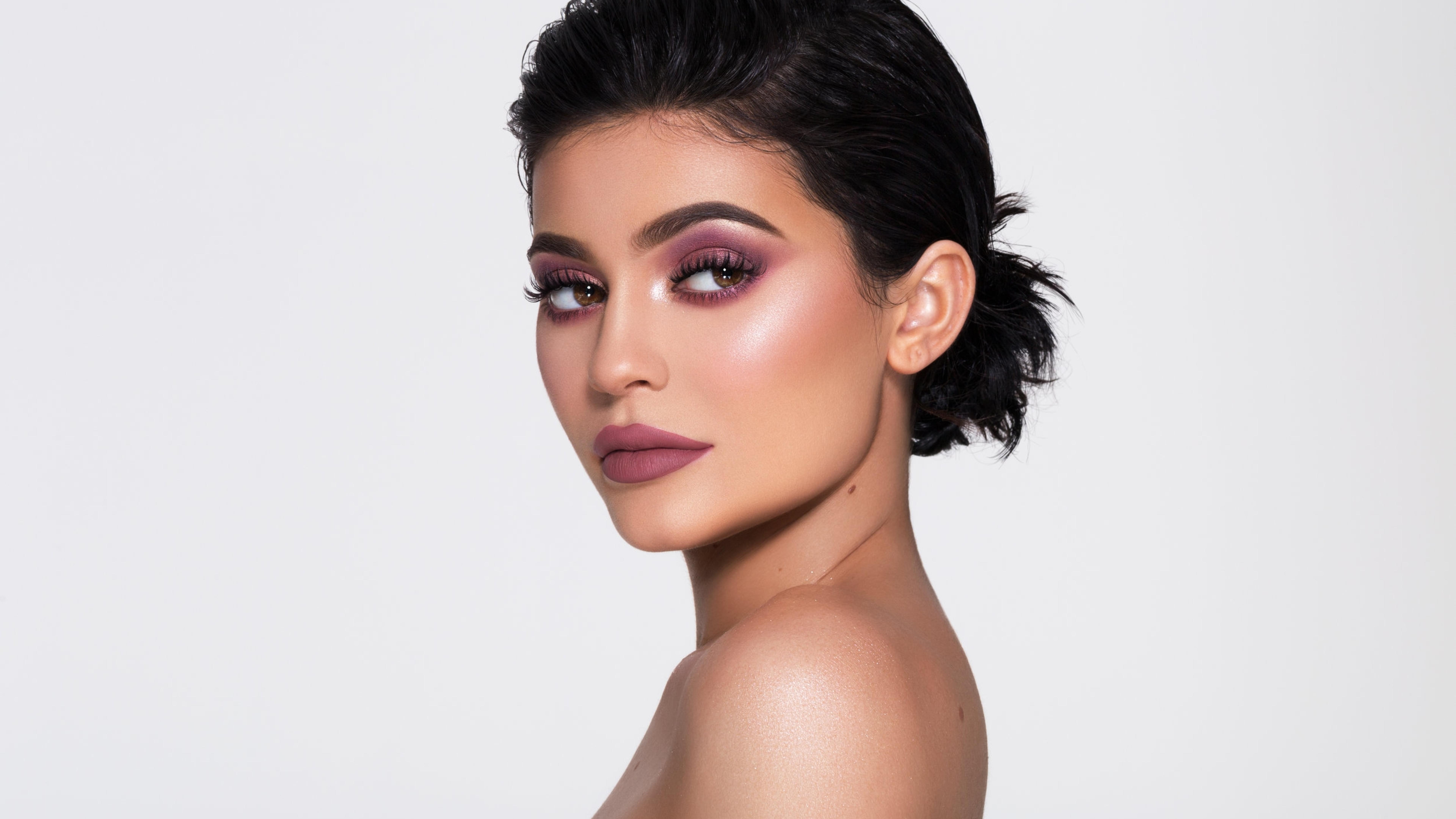 Kylie Jenner New Wallpapers