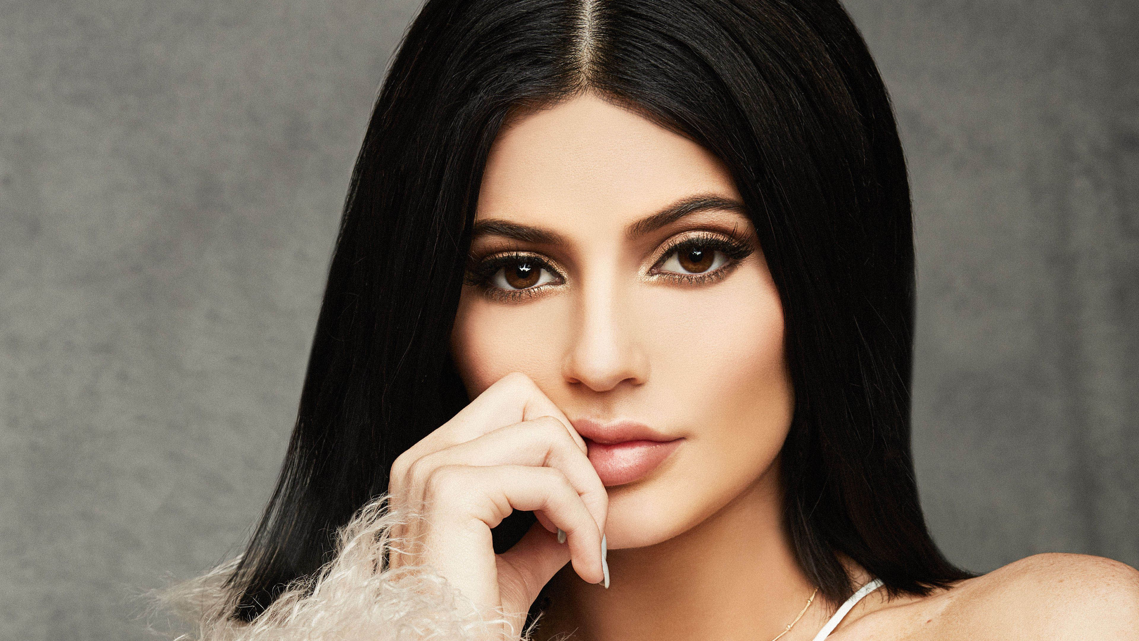 Kylie Jenner Photoshoot 2019 Wallpapers