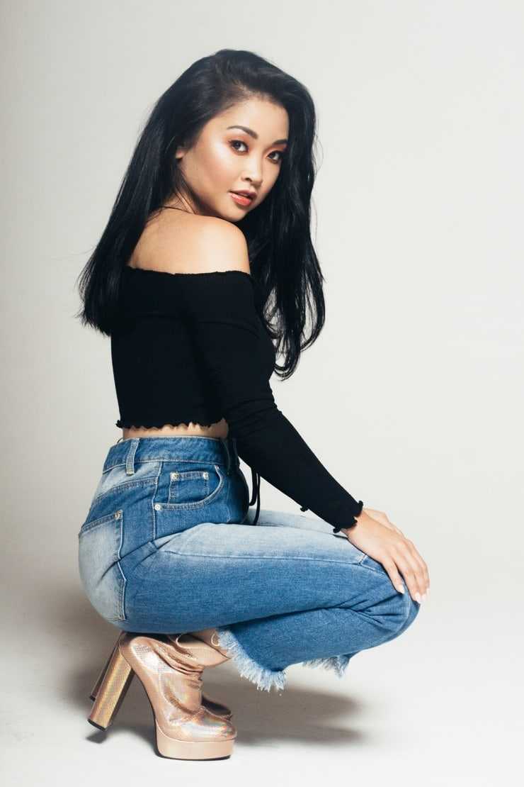 Lana Condor 2020 Wallpapers