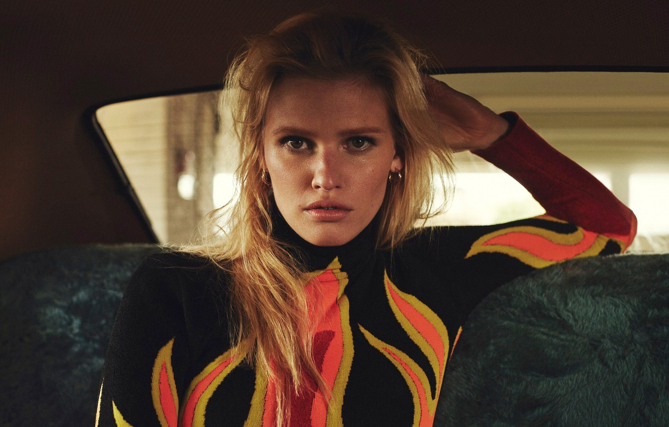 Lara Stone Wallpapers