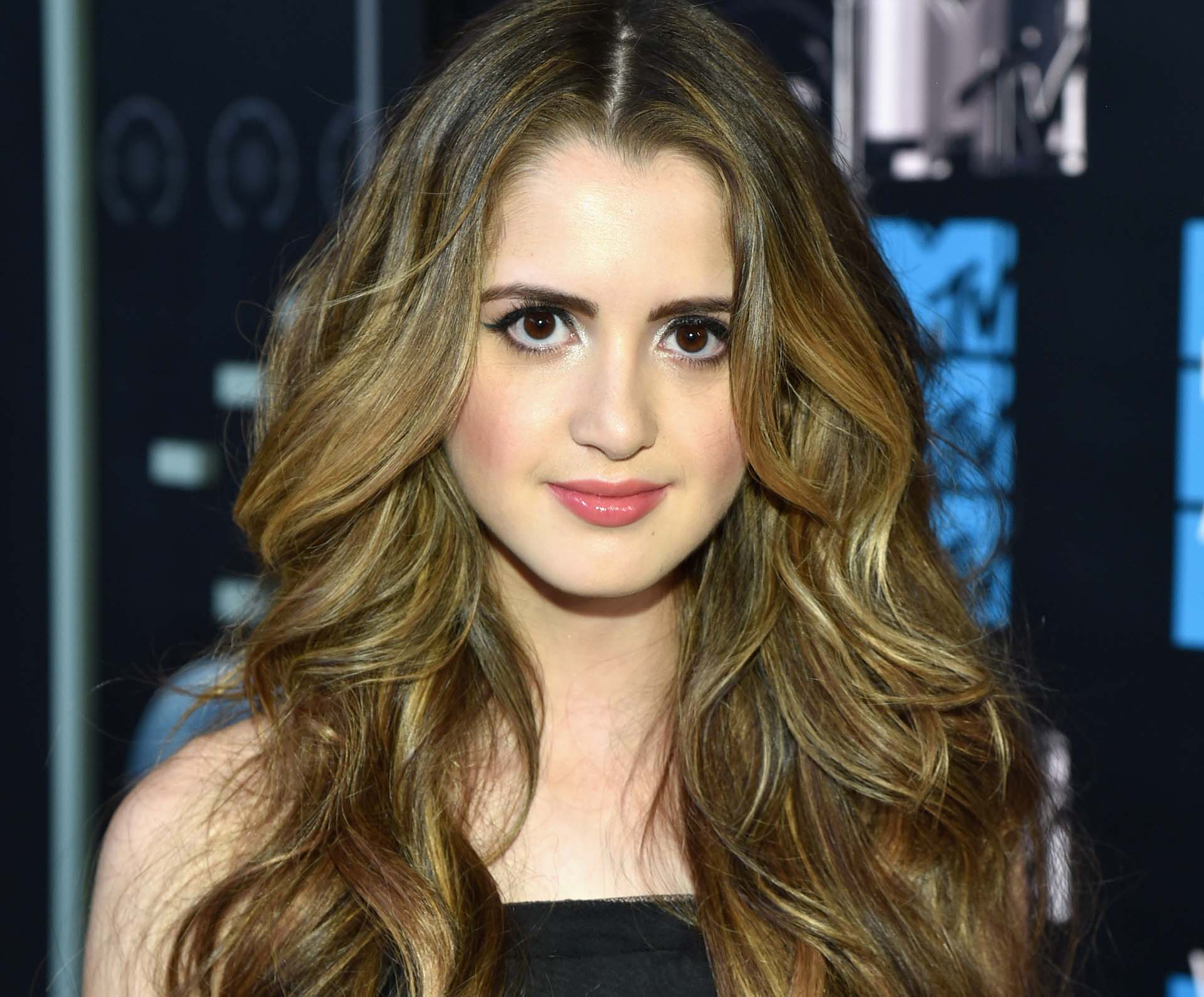 Laura Marano 2018 Wallpapers