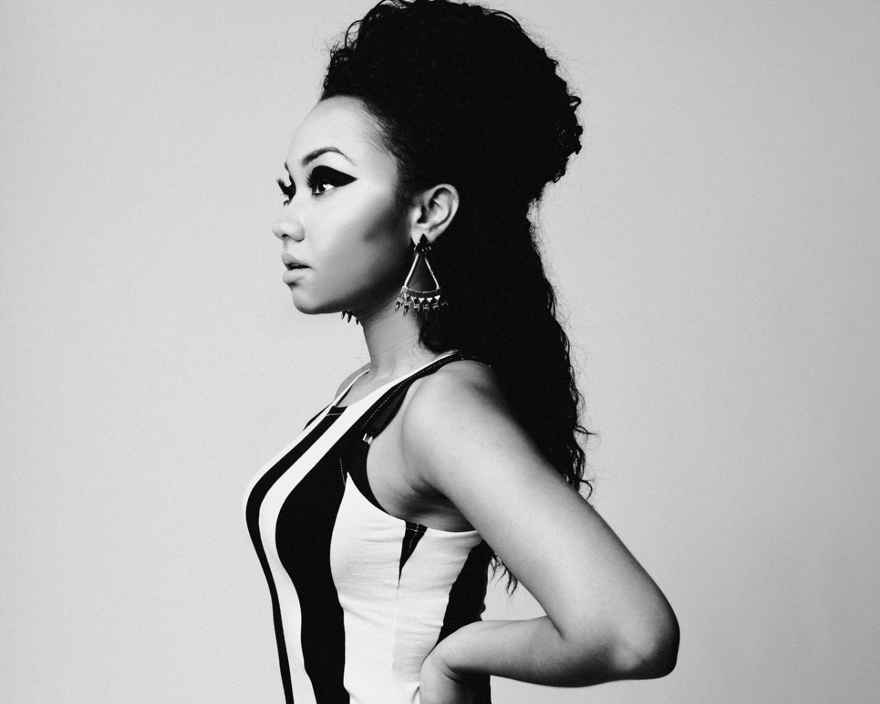 Leigh-Anne Pinnock Model Wallpapers