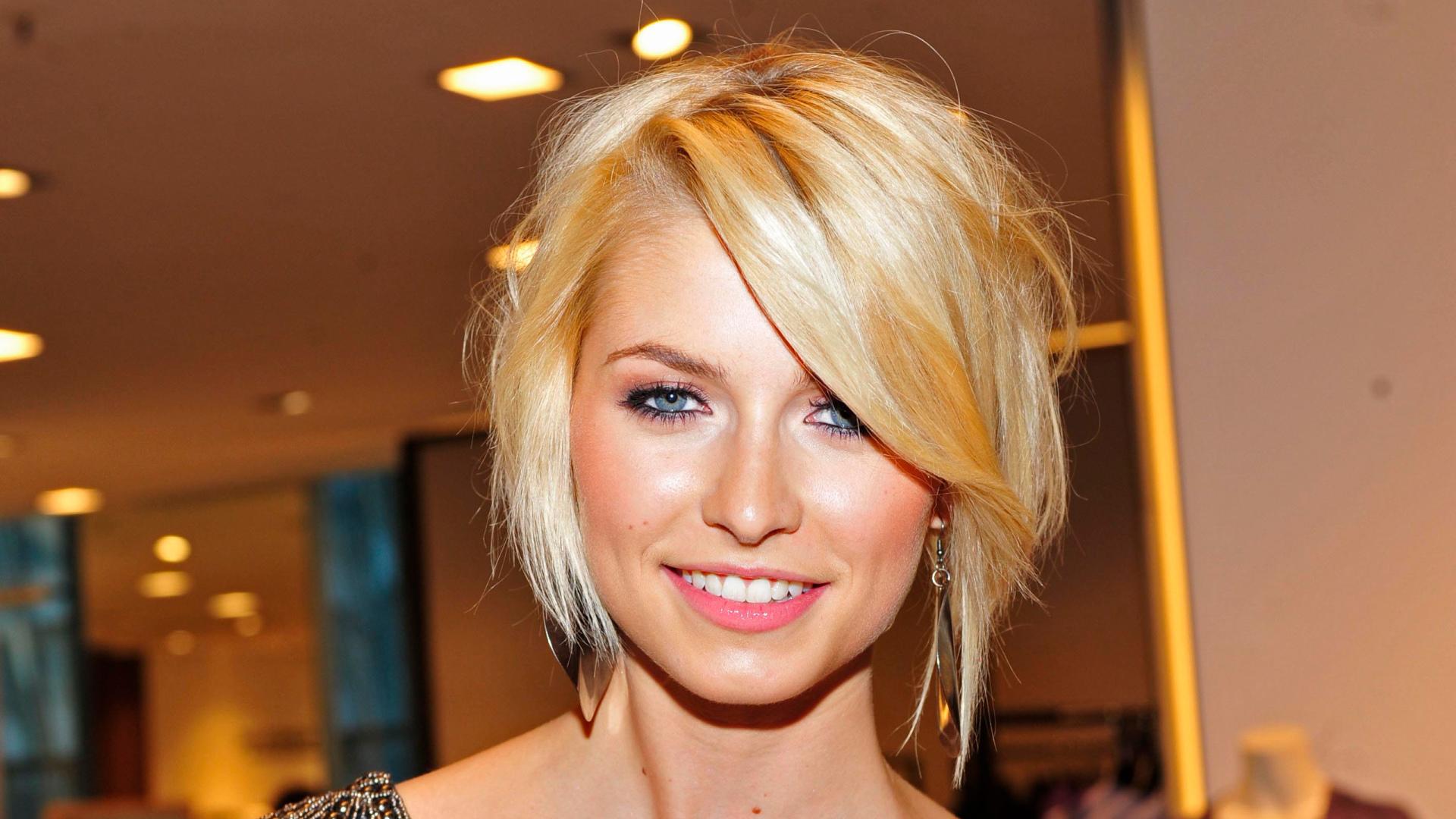 Lena Gercke Hot Wallpapers