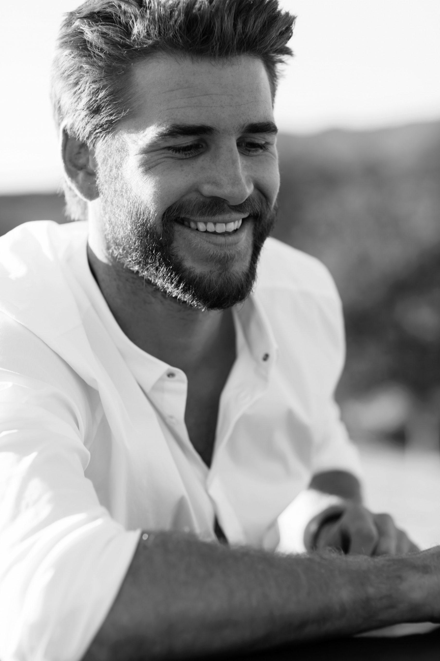 Liam Hemsworth Wallpapers