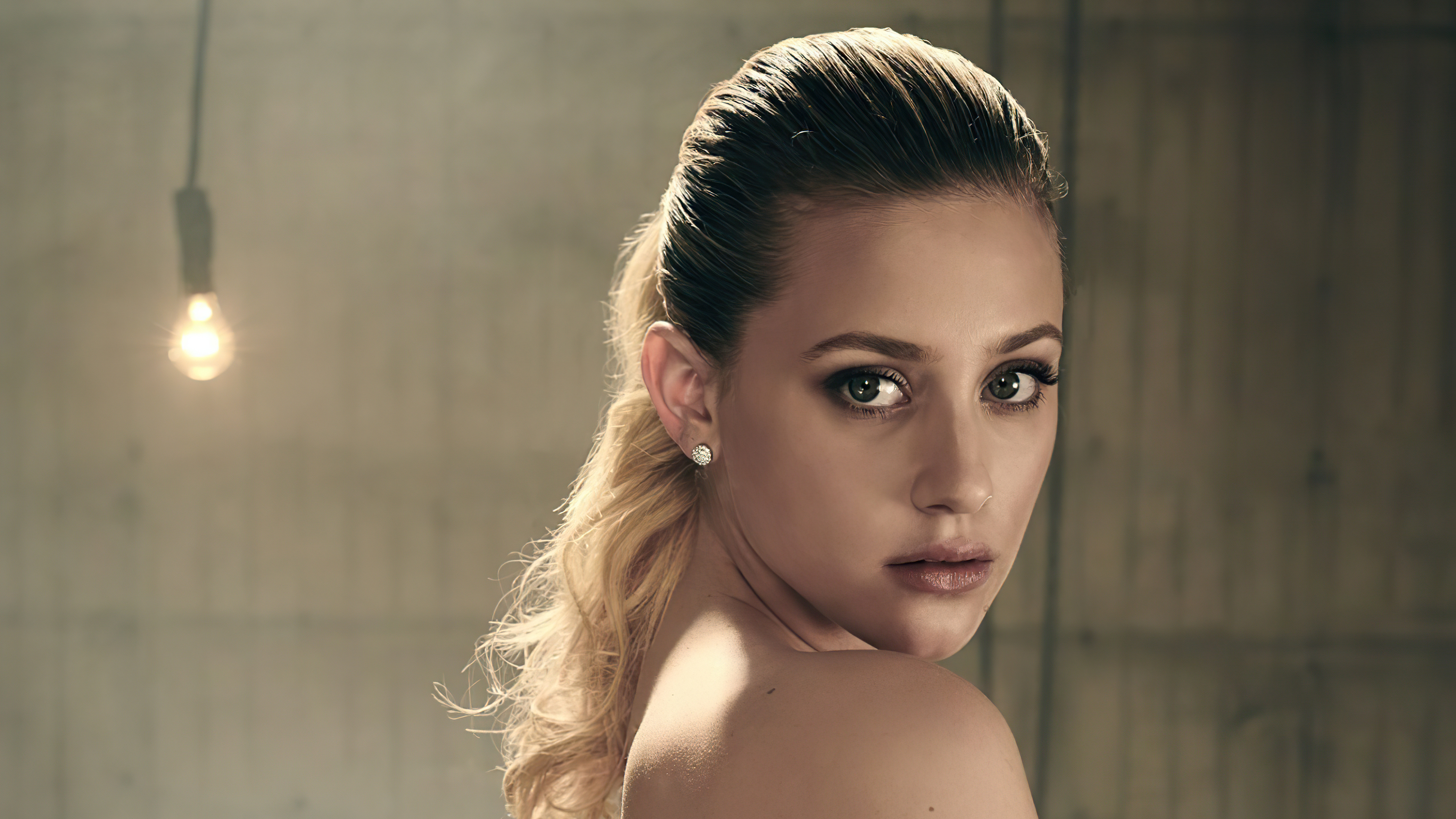 Lili Reinhart 4k Wallpapers