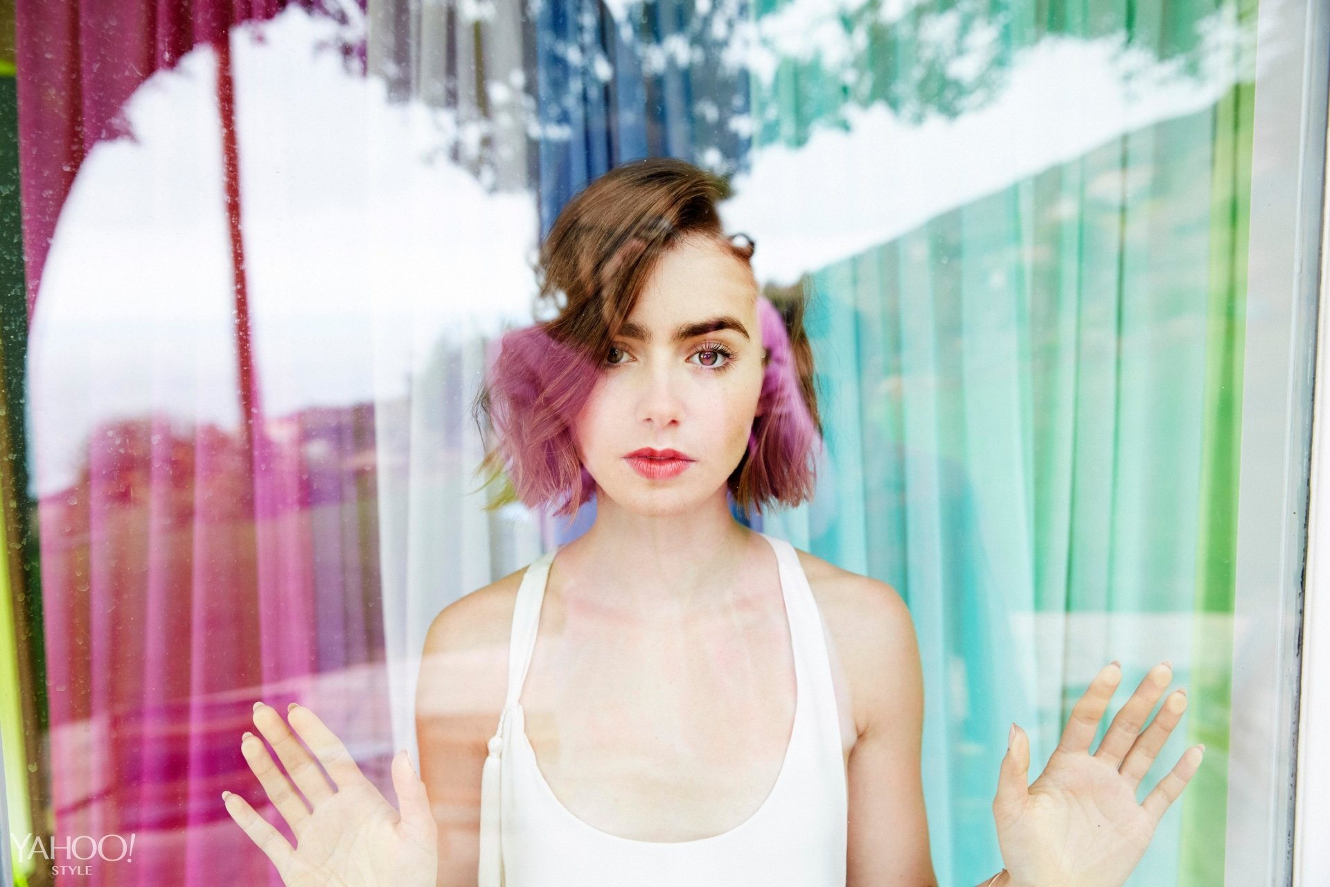 Lily Collins 4K Wallpapers