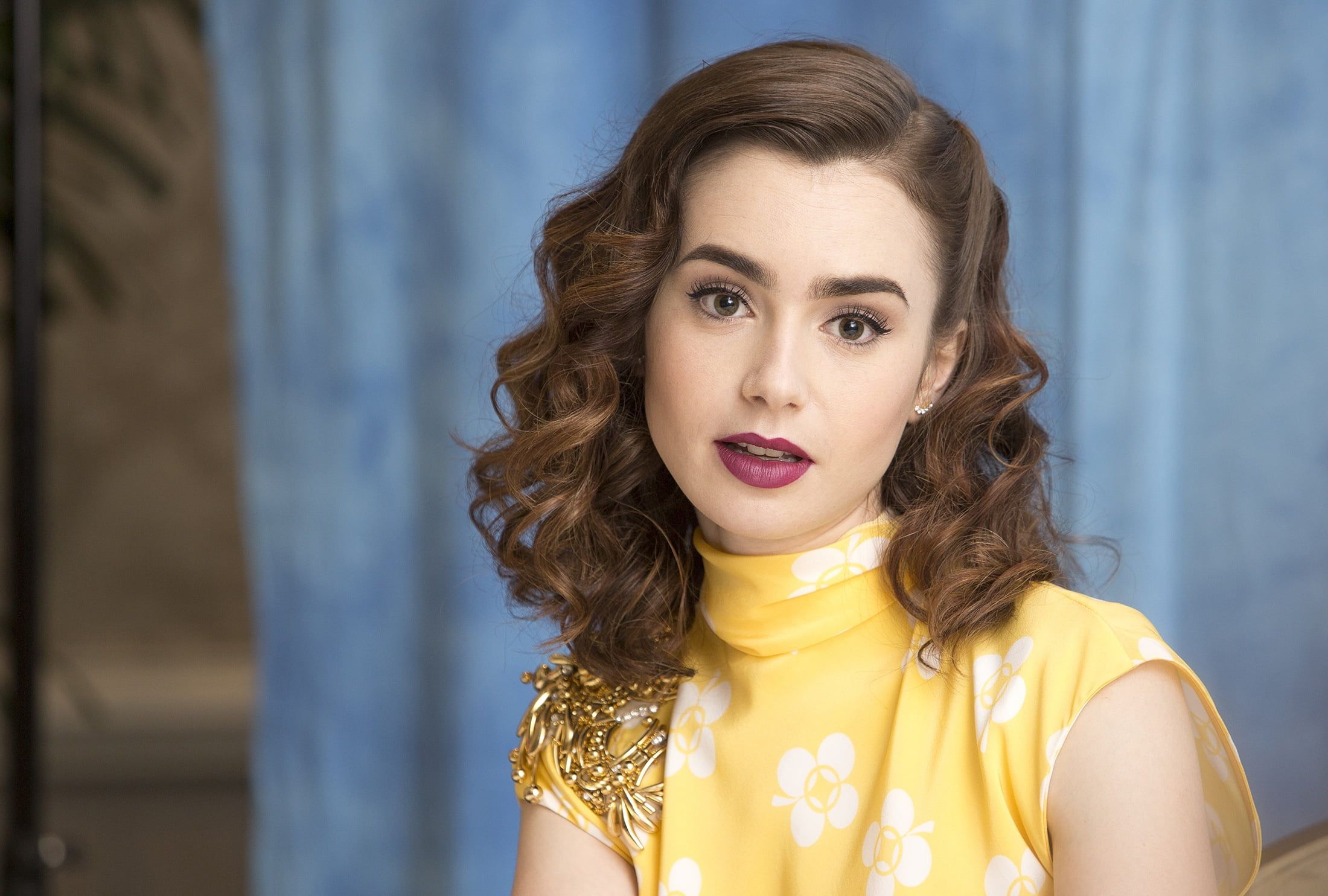 Lily Collins Actress Wallpapers