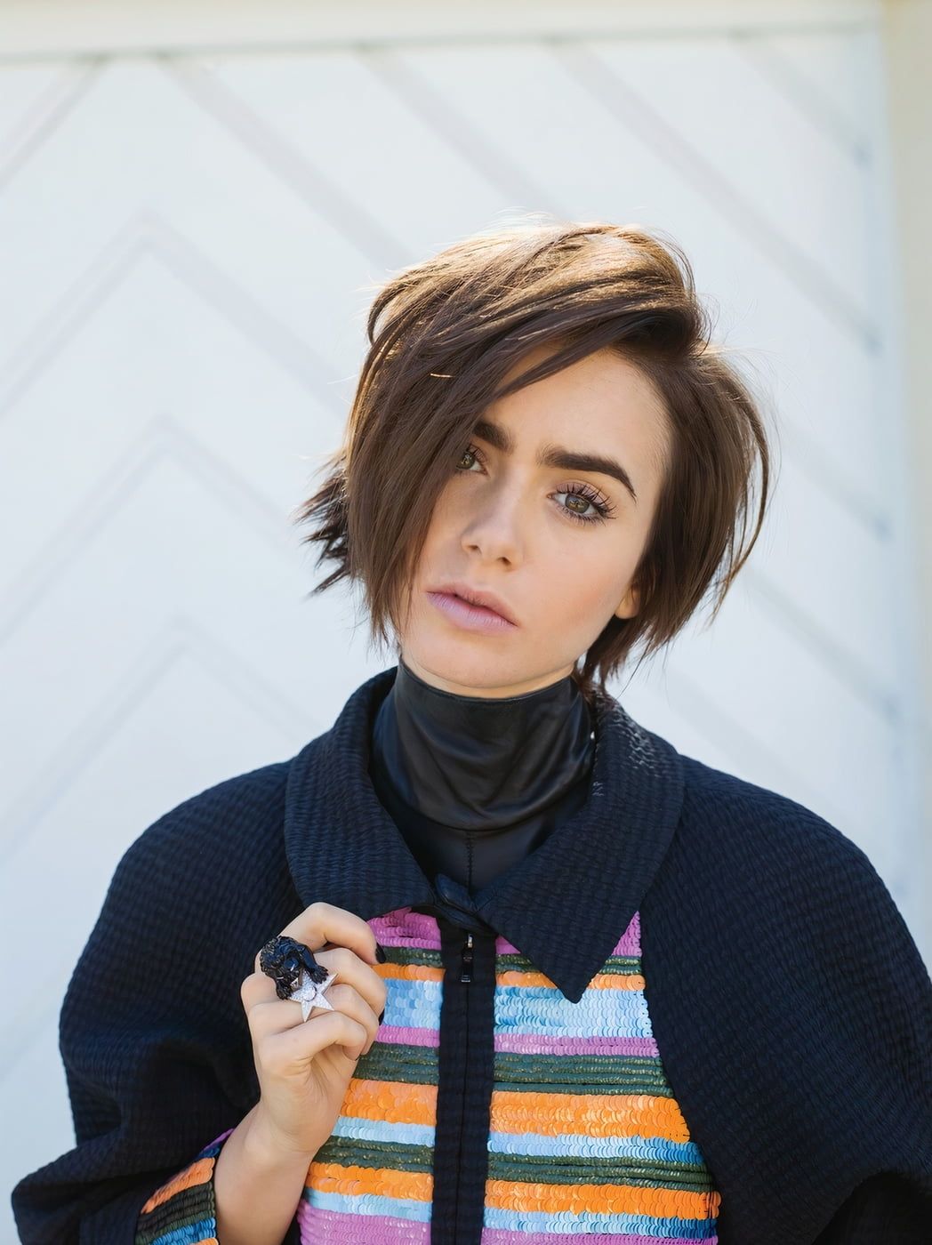 Lily Collins Short Hair Wallpapers