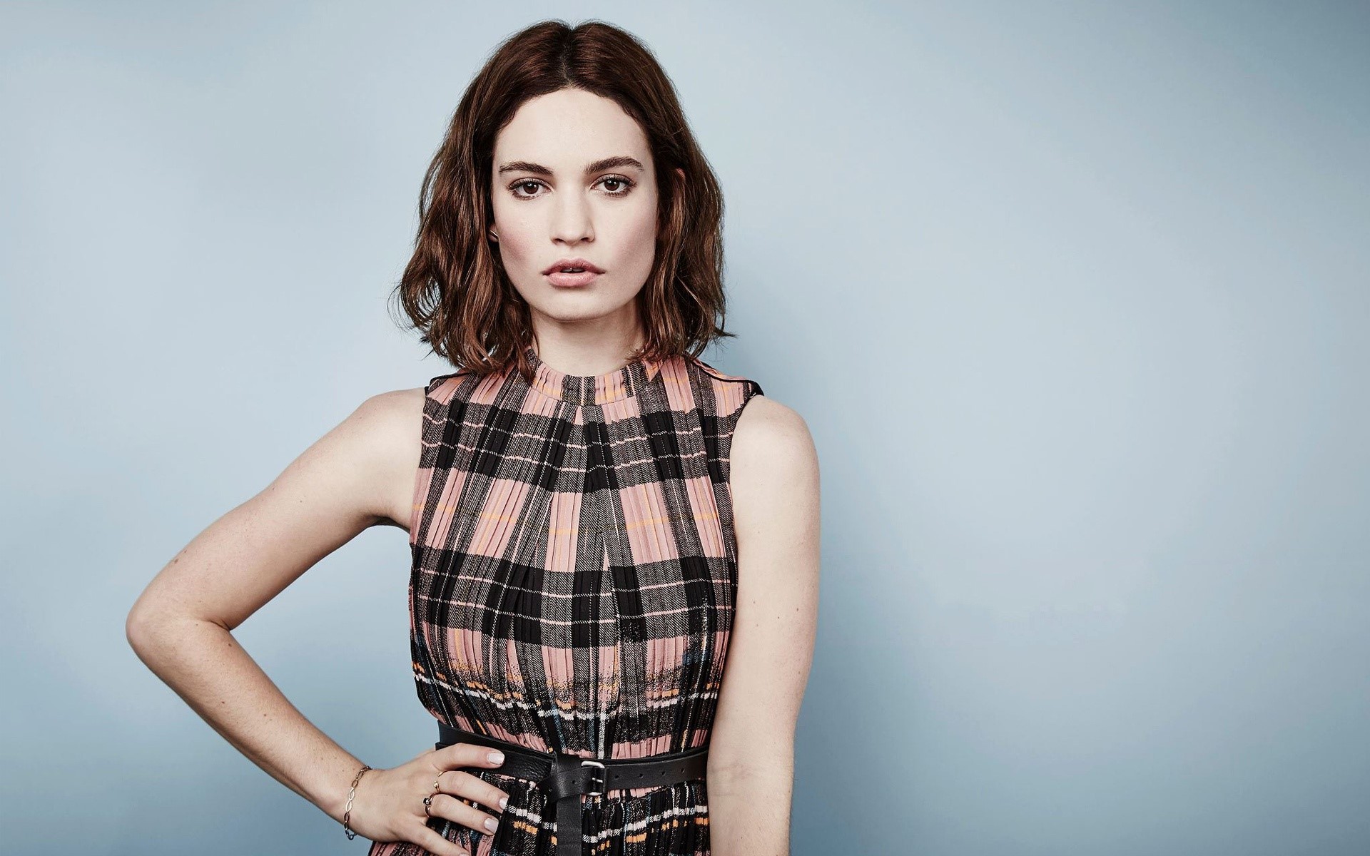 Lily James Wallpapers