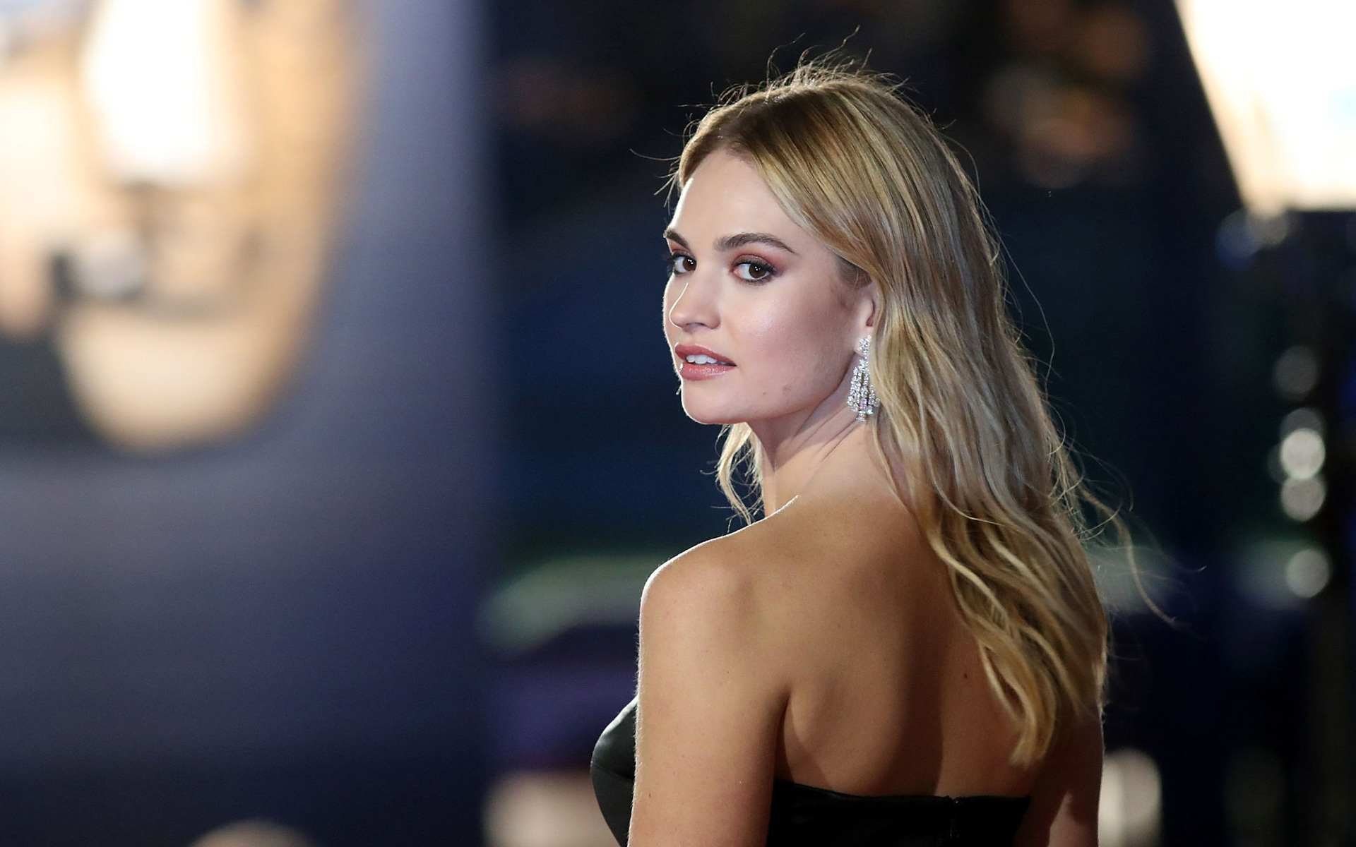 Lily James 2018 Wallpapers