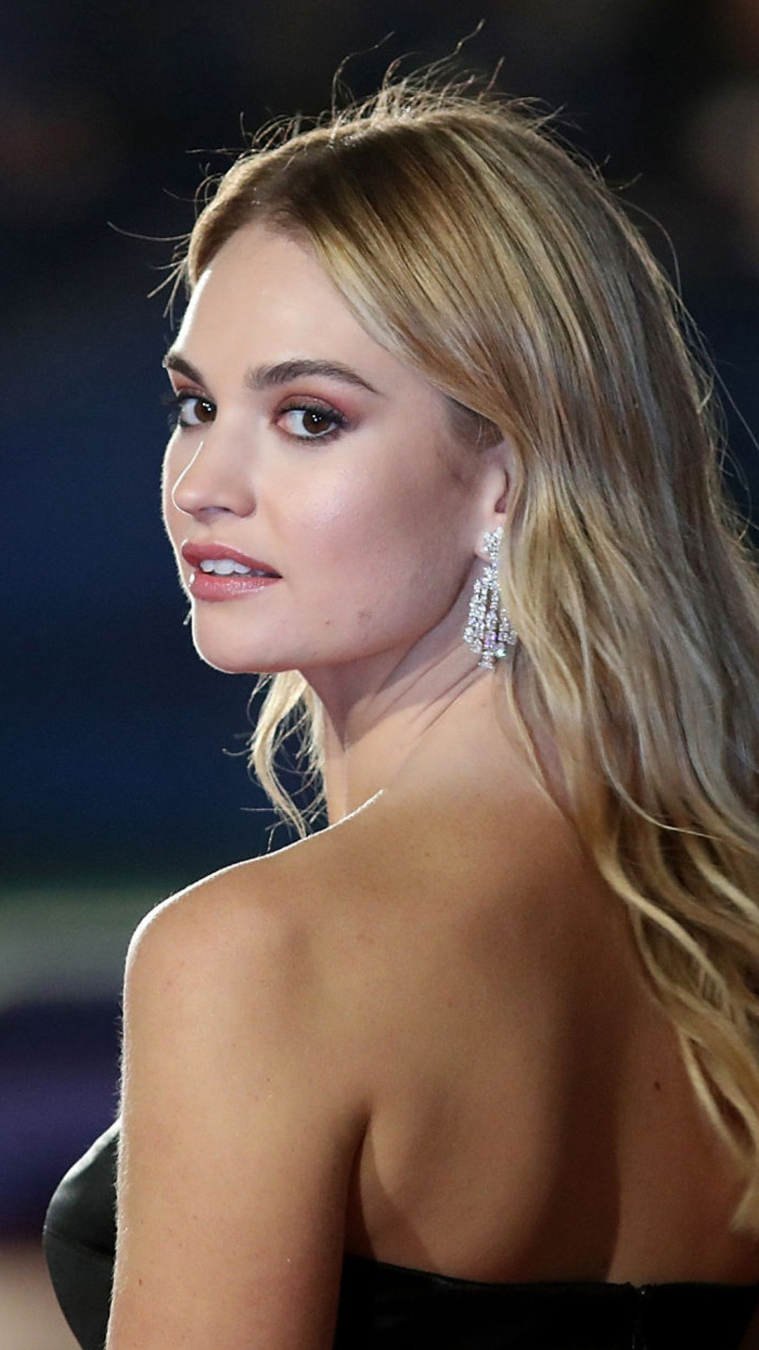 Lily James 2018 Wallpapers