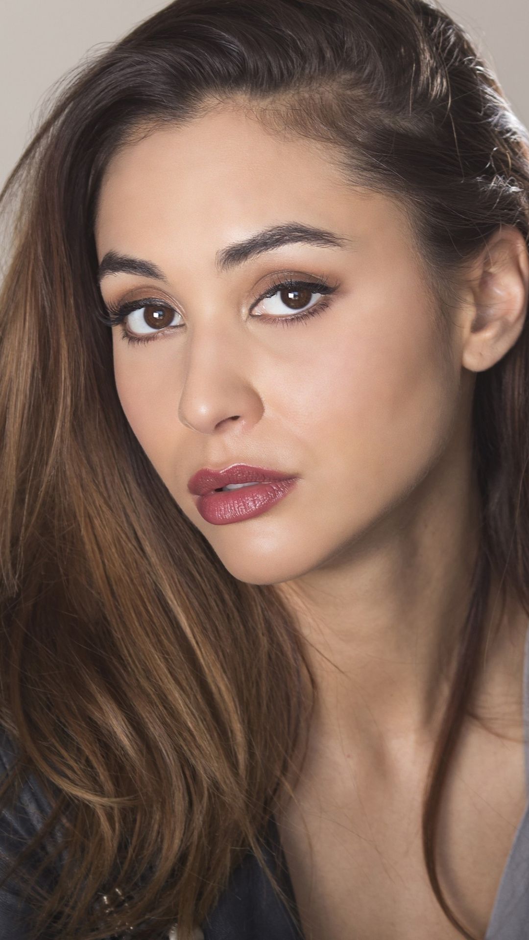 Lindsey Morgan Wallpapers