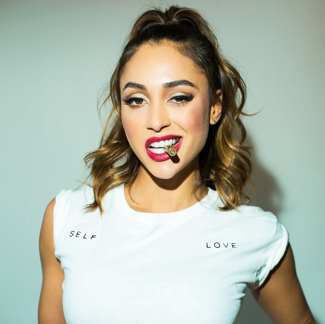 Lindsey Morgan Wallpapers