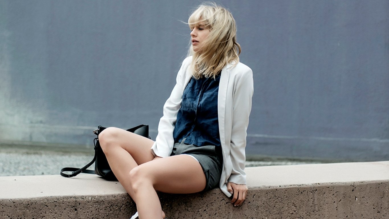 Lisa Dengler Wallpapers