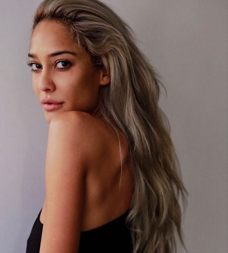 Lisa Haydon Wallpapers