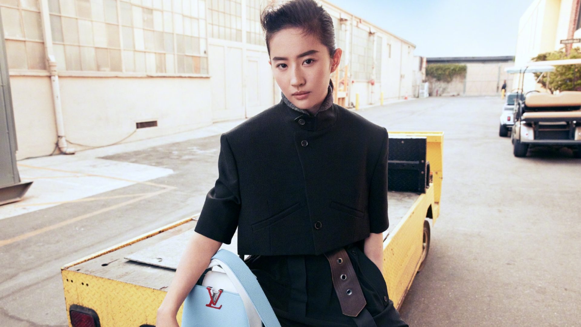 Liu Yifei for Harpers Bazaar China Wallpapers