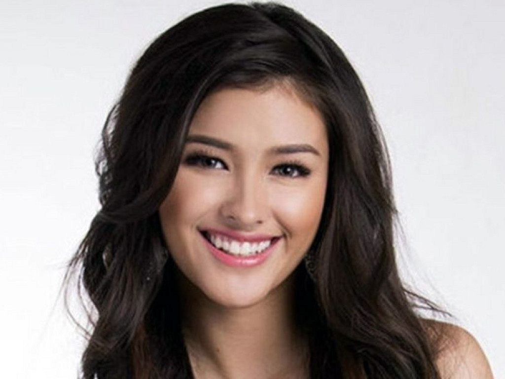 Liza Soberan Wallpapers