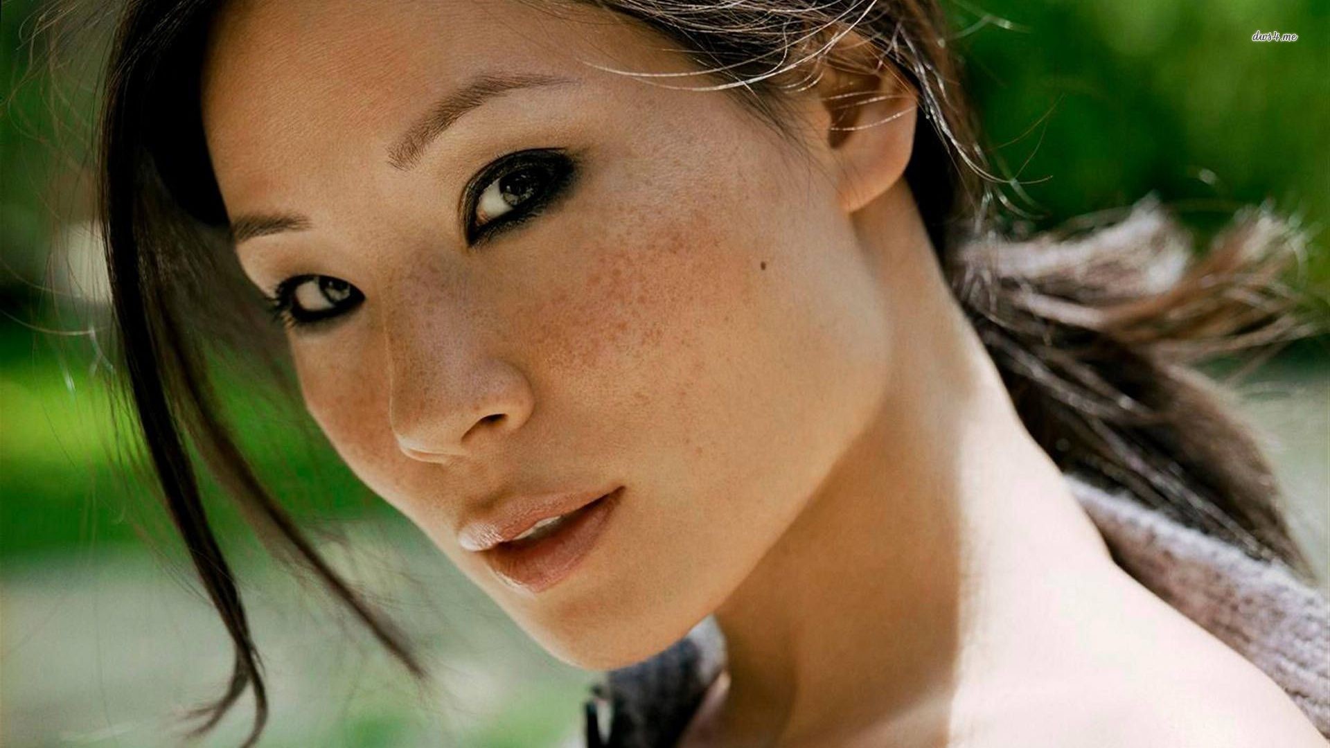 Lucy Liu Wallpapers