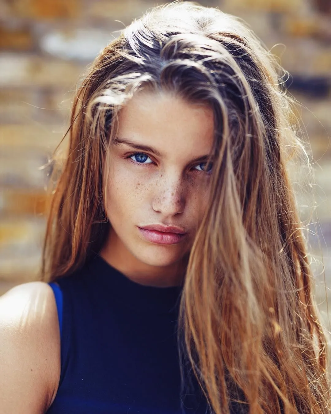 Luna Bijl Wallpapers