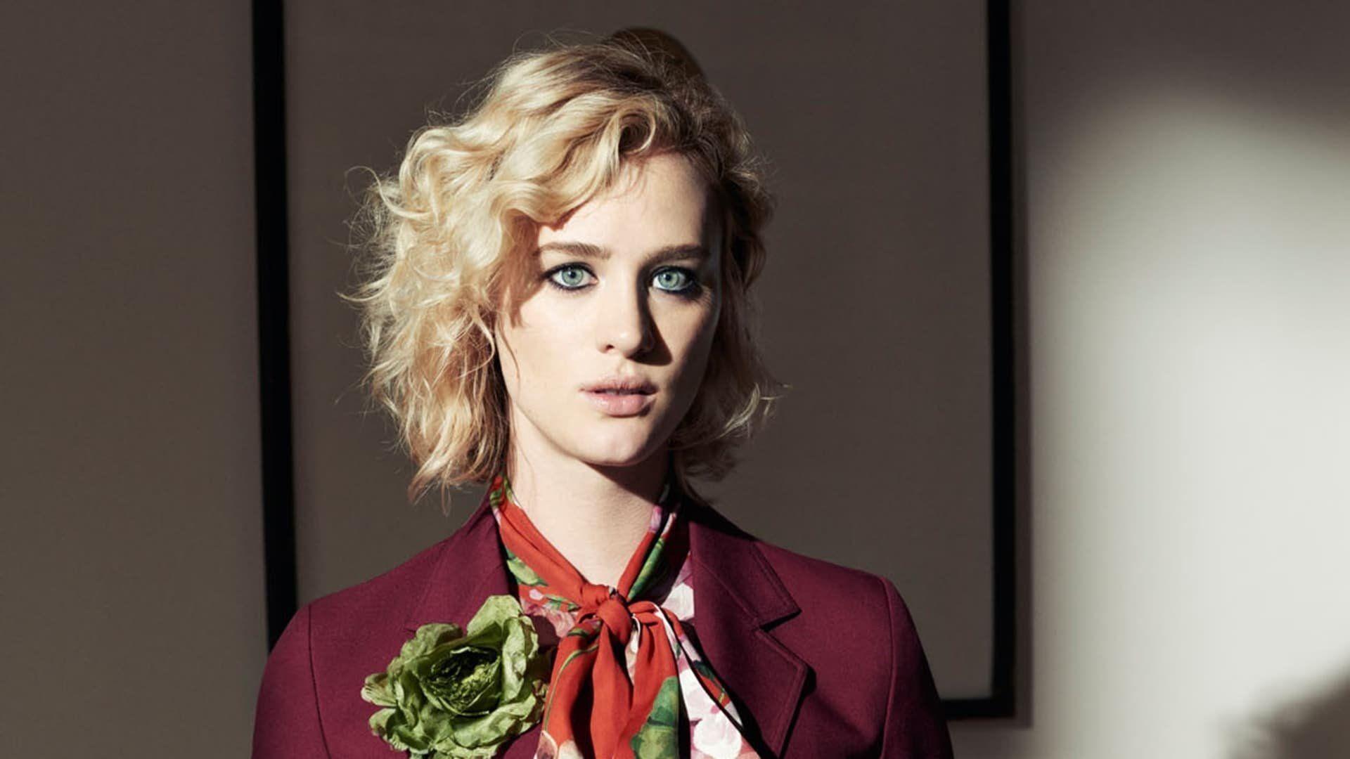 Mackenzie Davis Wallpapers