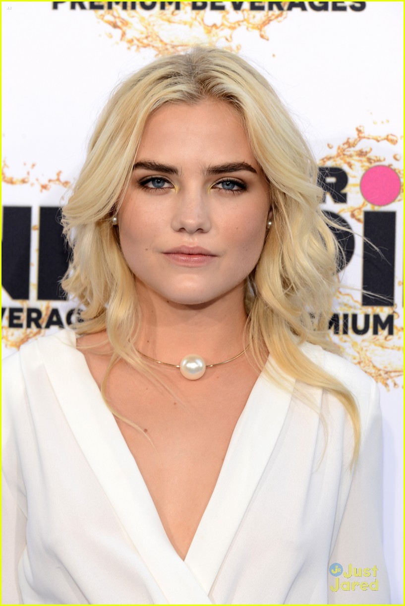 Maddie Hasson Actress Wallpapers