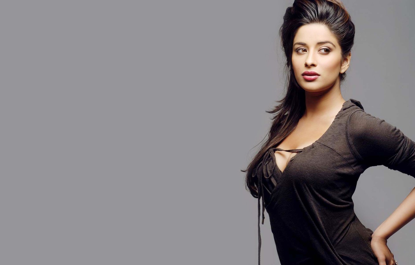 Madhurima Banerjee Wallpapers