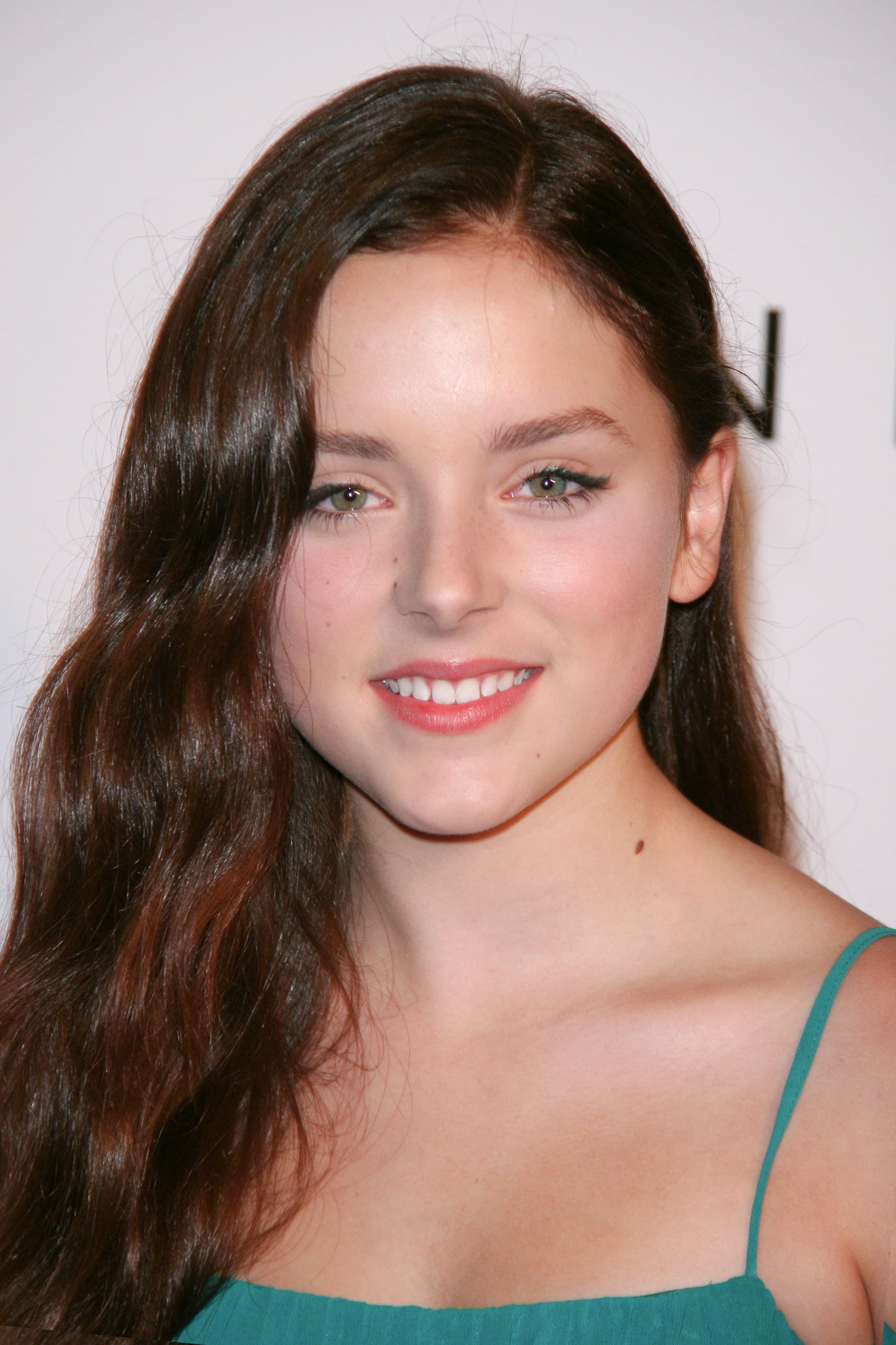 Madison Davenport 2020 Wallpapers