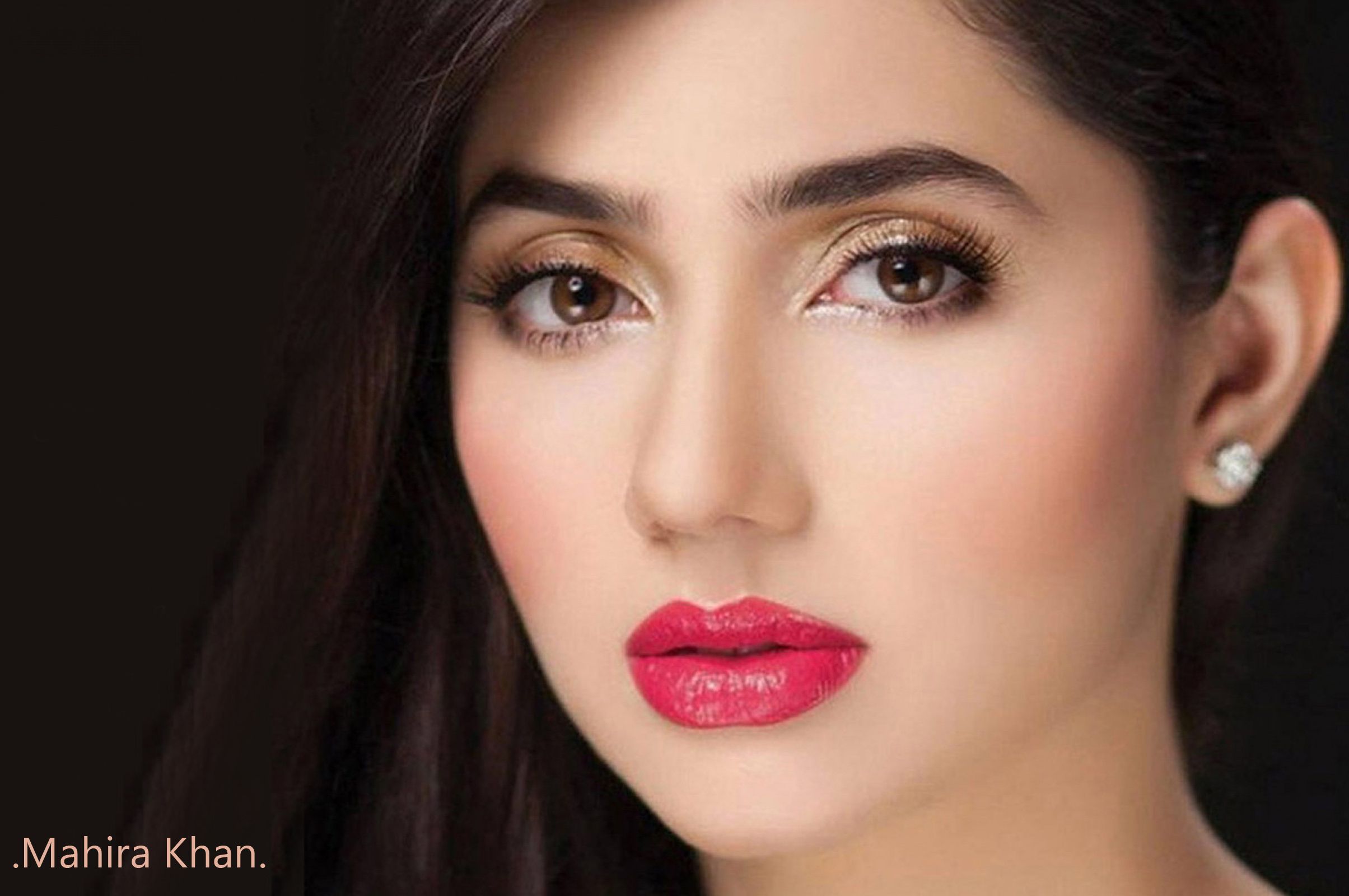 Mahira Khan Wallpapers