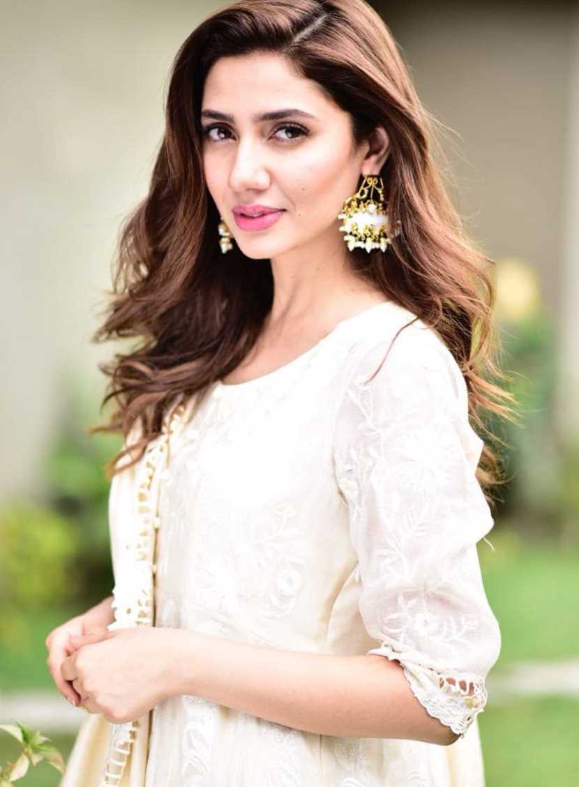 Mahira Khan Wallpapers