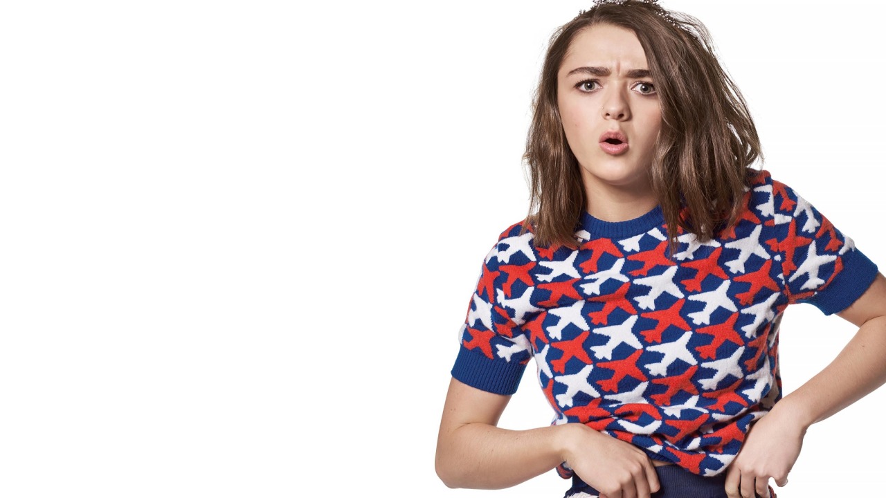 Maisie Williams 4K Pink Hair Wallpapers