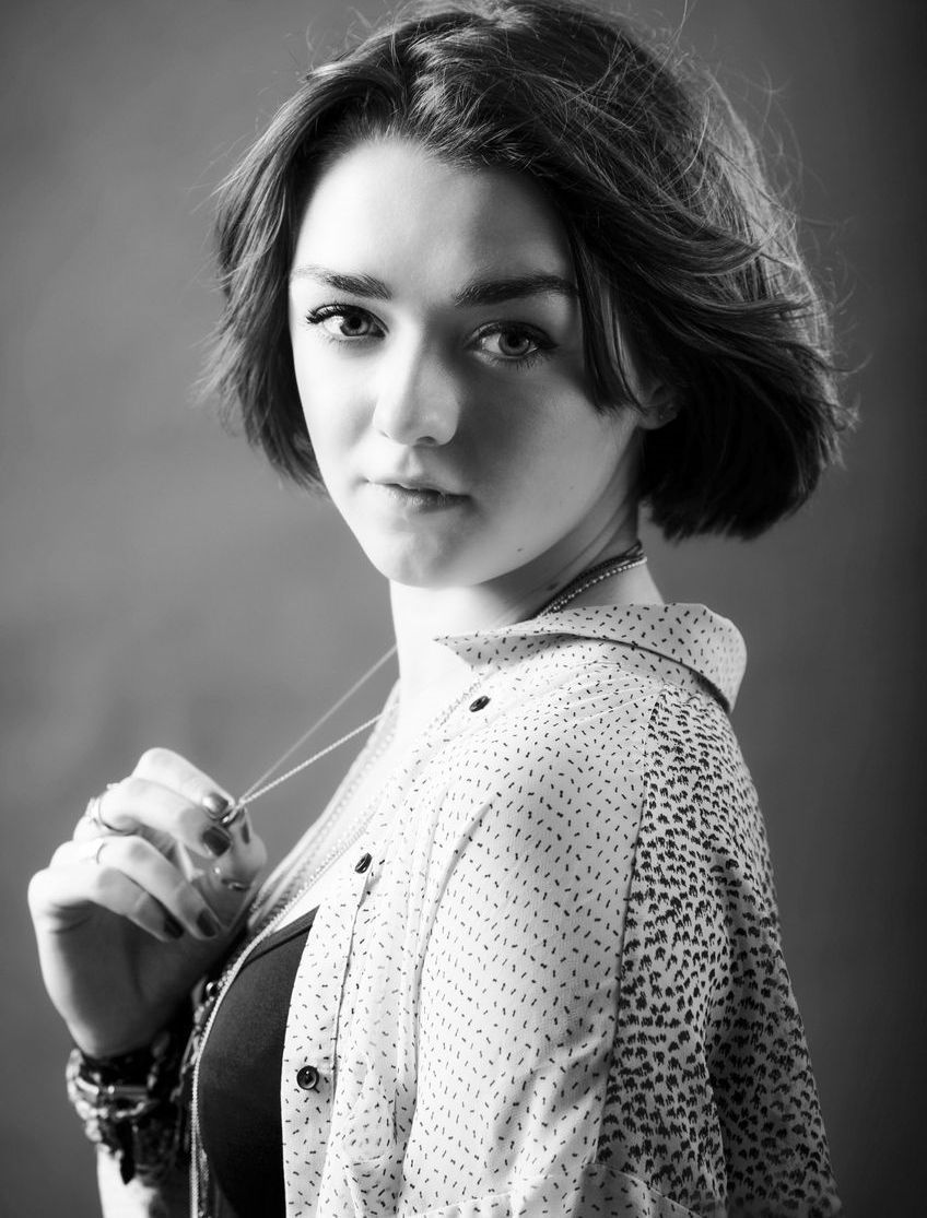 Maisie Williams Actress Black &amp; White Wallpapers