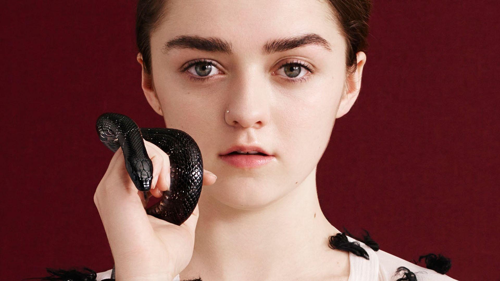 Maisie Williams Face Wallpapers