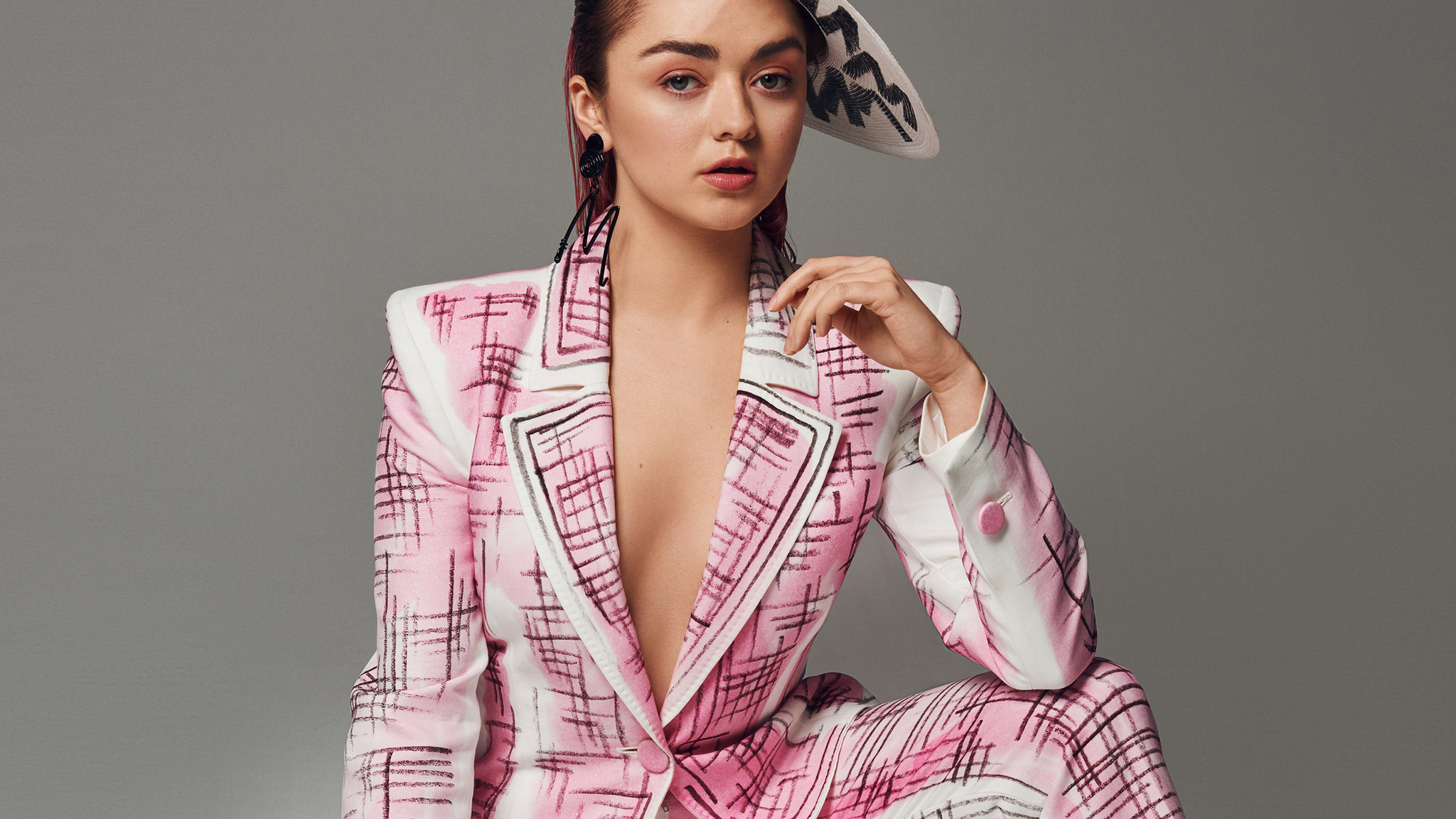 Maisie Williams S Magazine Wallpapers