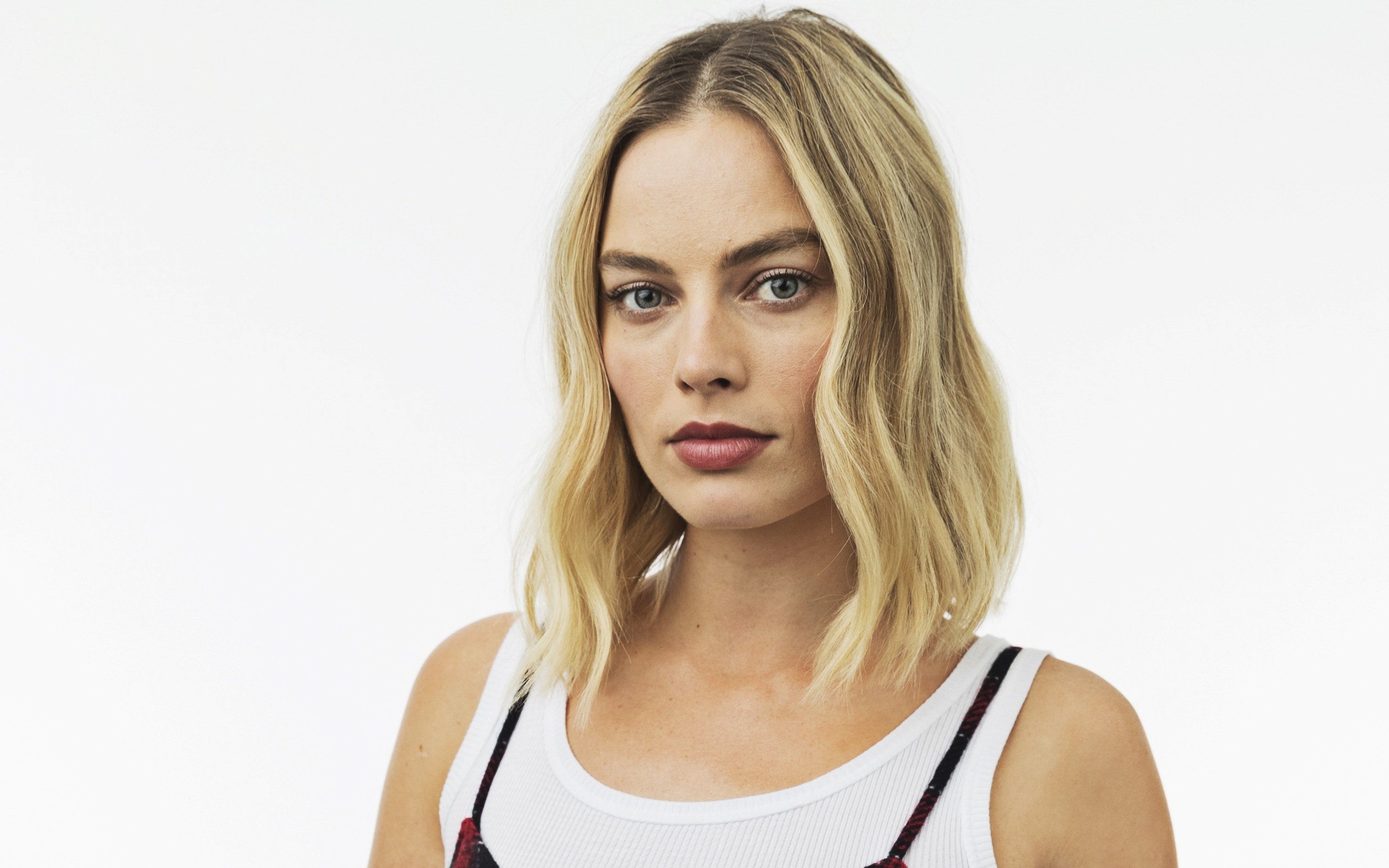 Margot Robbie Australian Wallpapers