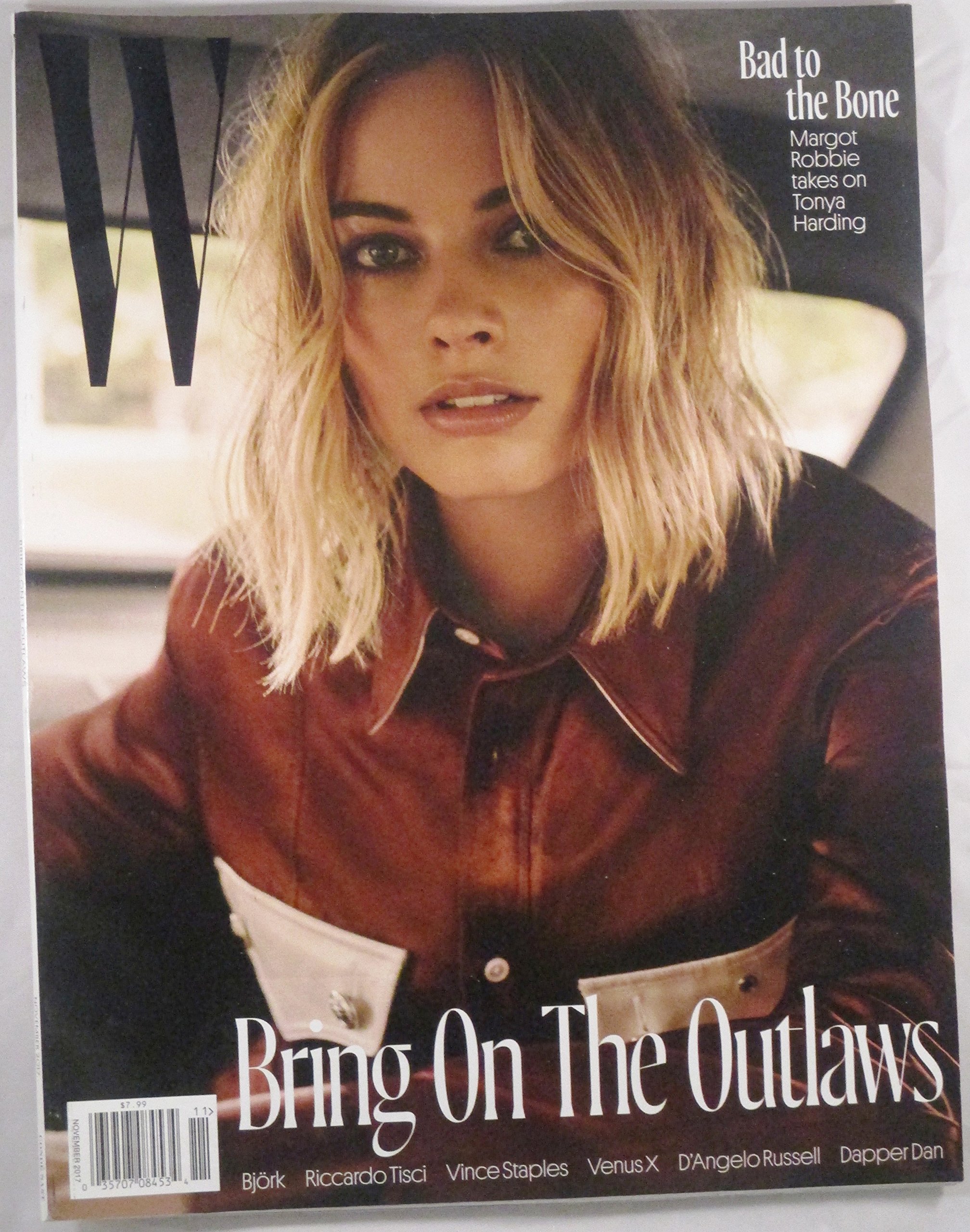 Margot Robbie W Magazine 2017 Wallpapers