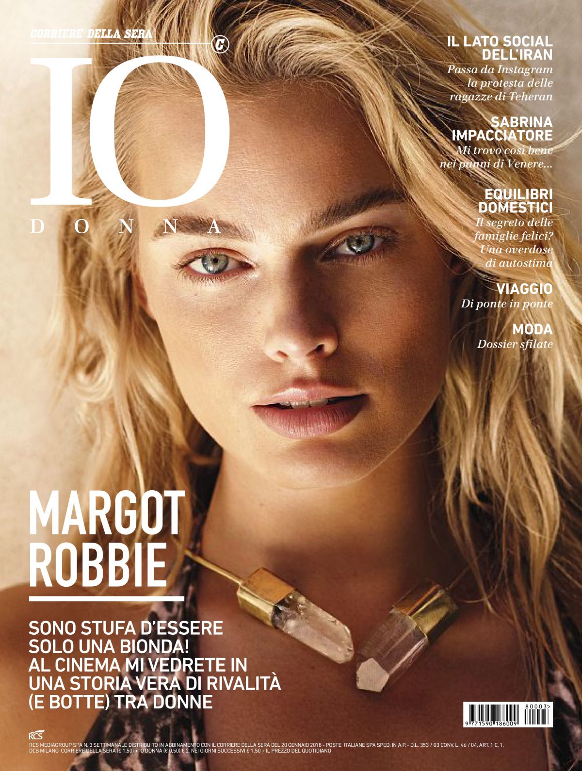Margot Robbie W Magazine 2017 Wallpapers
